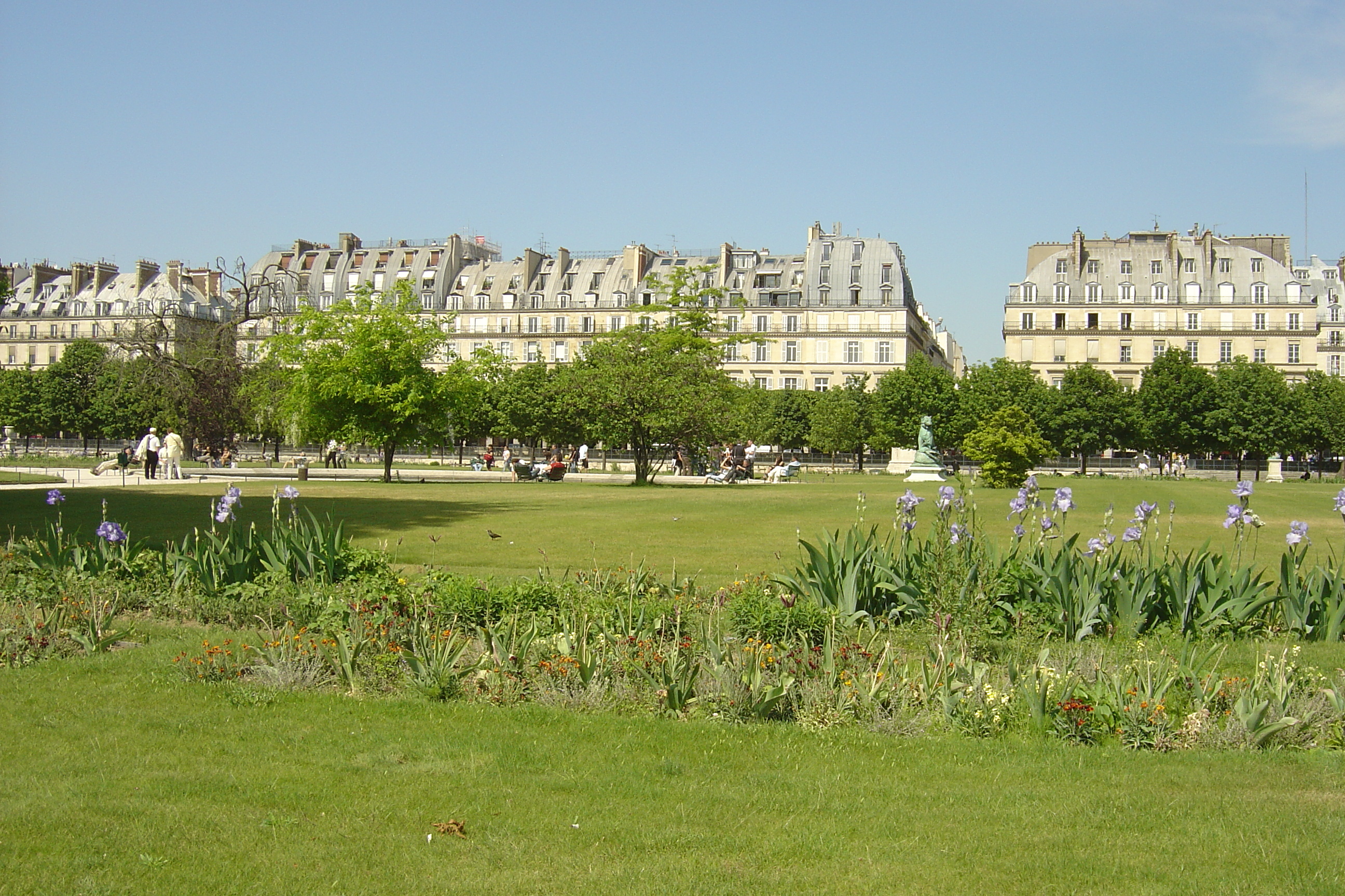 Picture France Paris Garden of Tuileries 2007-05 135 - History Garden of Tuileries