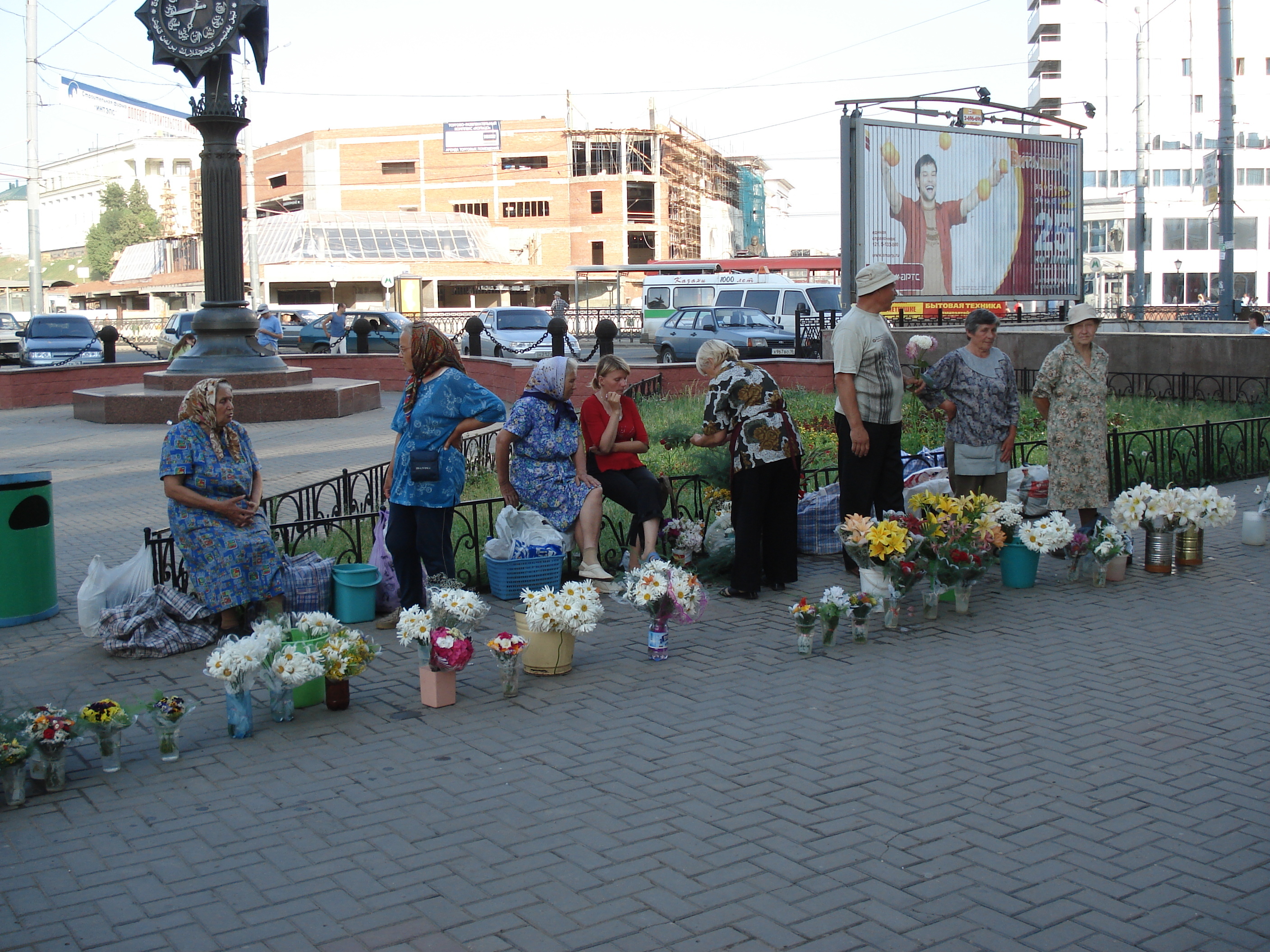 Picture Russia Kazan Baumana Street 2006-07 28 - Tour Baumana Street