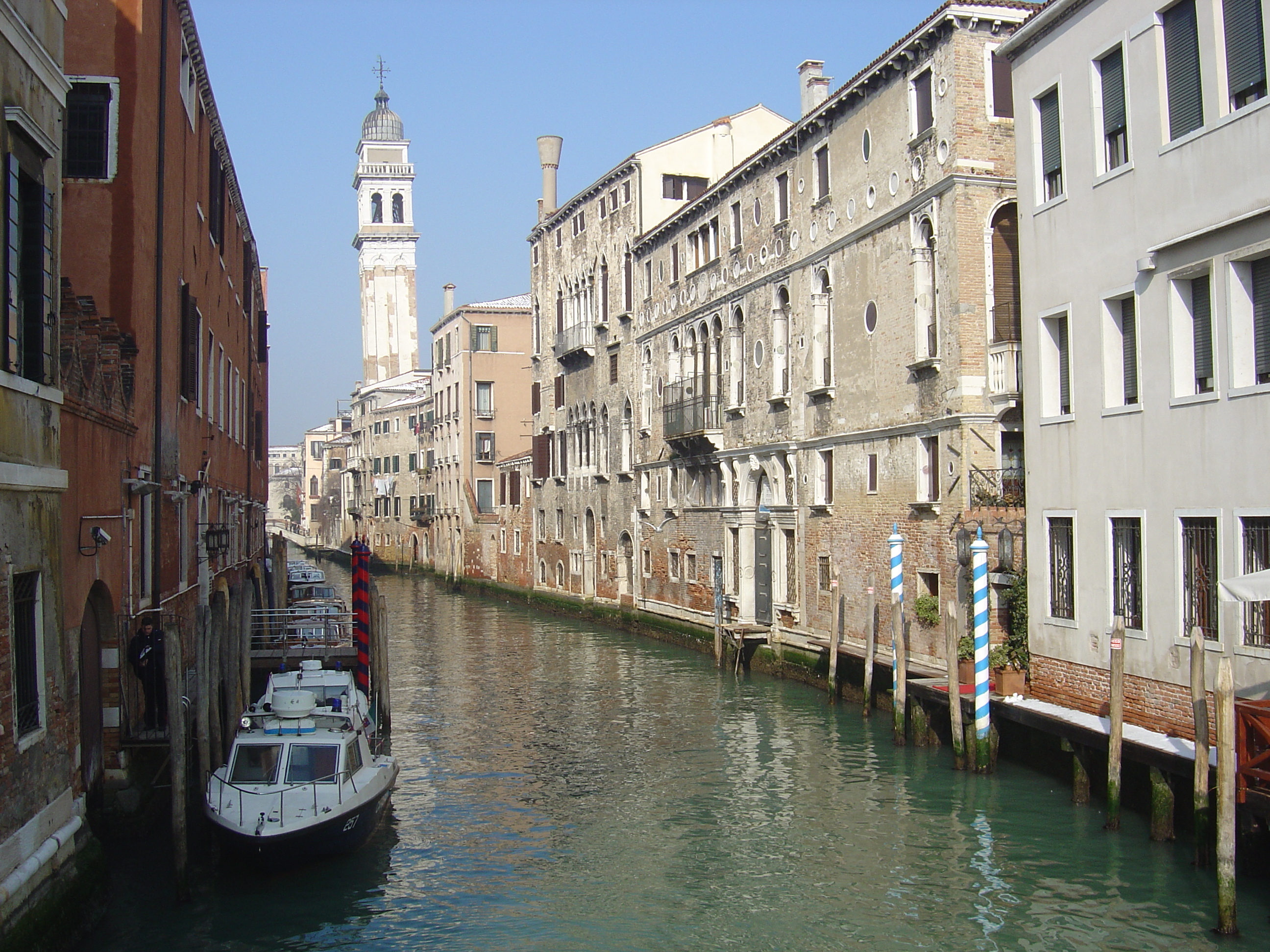 Picture Italy Venice 2005-03 104 - Center Venice