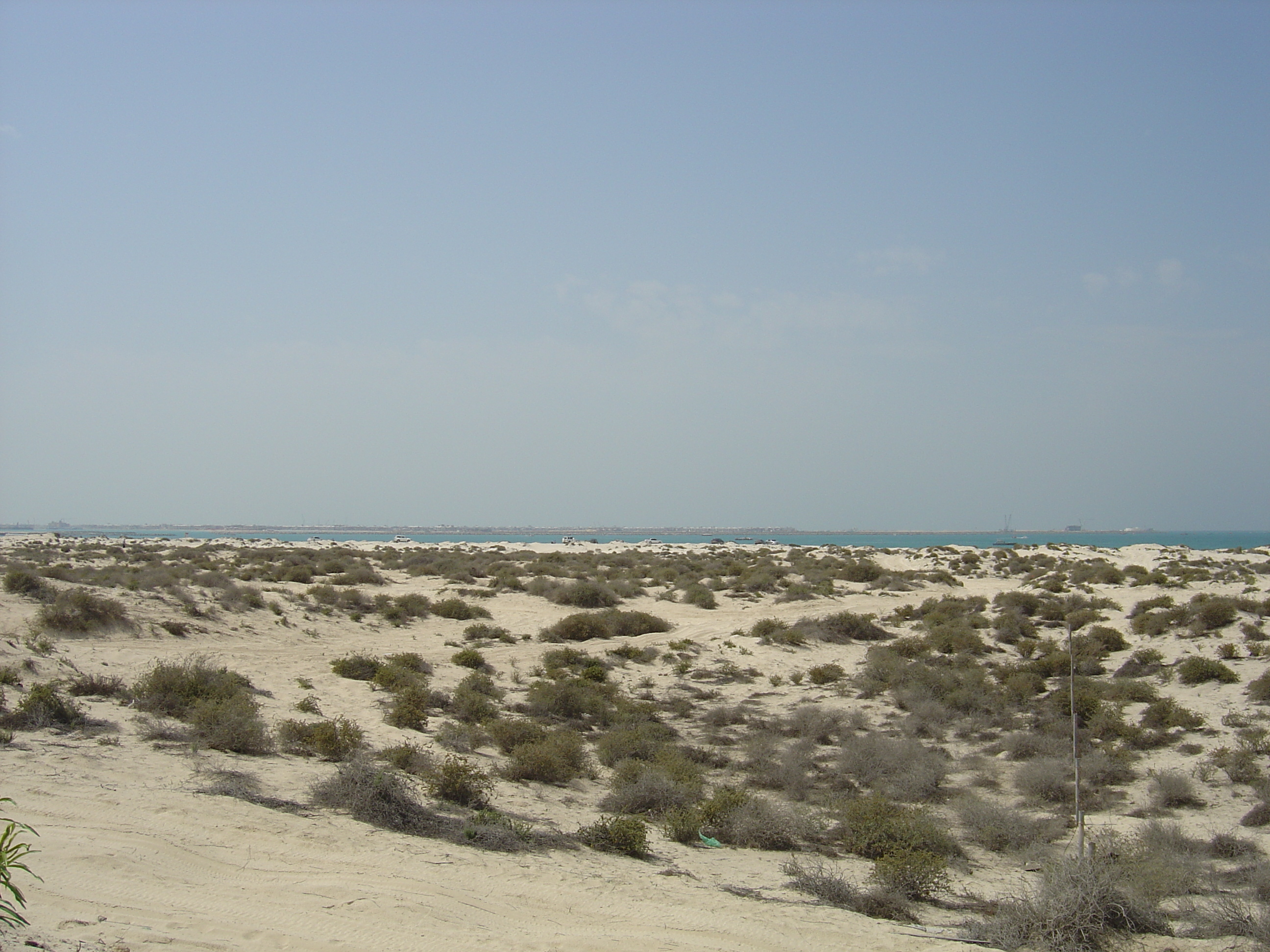 Picture United Arab Emirates Dubai Jumeirah Beach 2005-03 9 - Around Jumeirah Beach