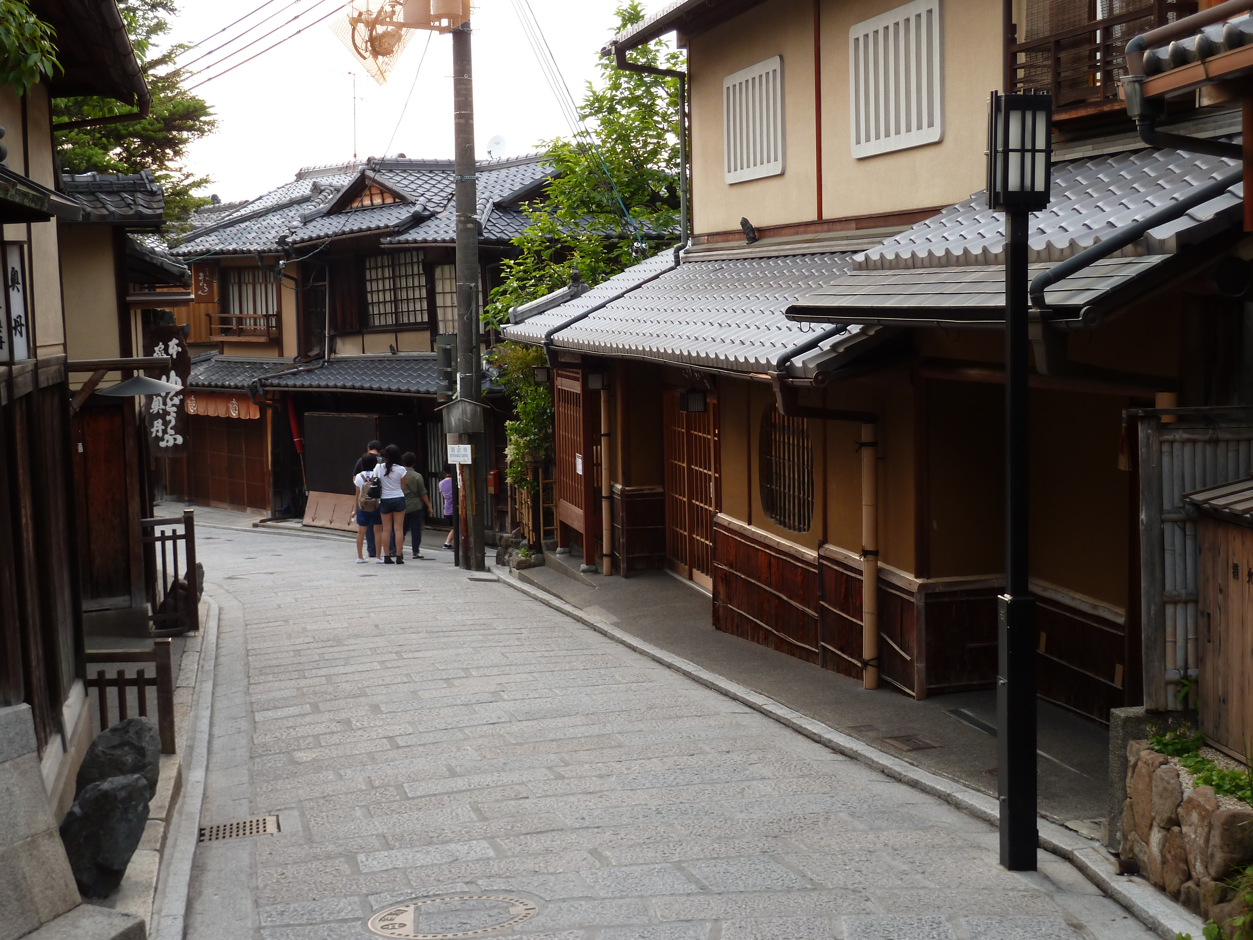 Picture Japan Kyoto Sannenzaka 2010-06 11 - Center Sannenzaka