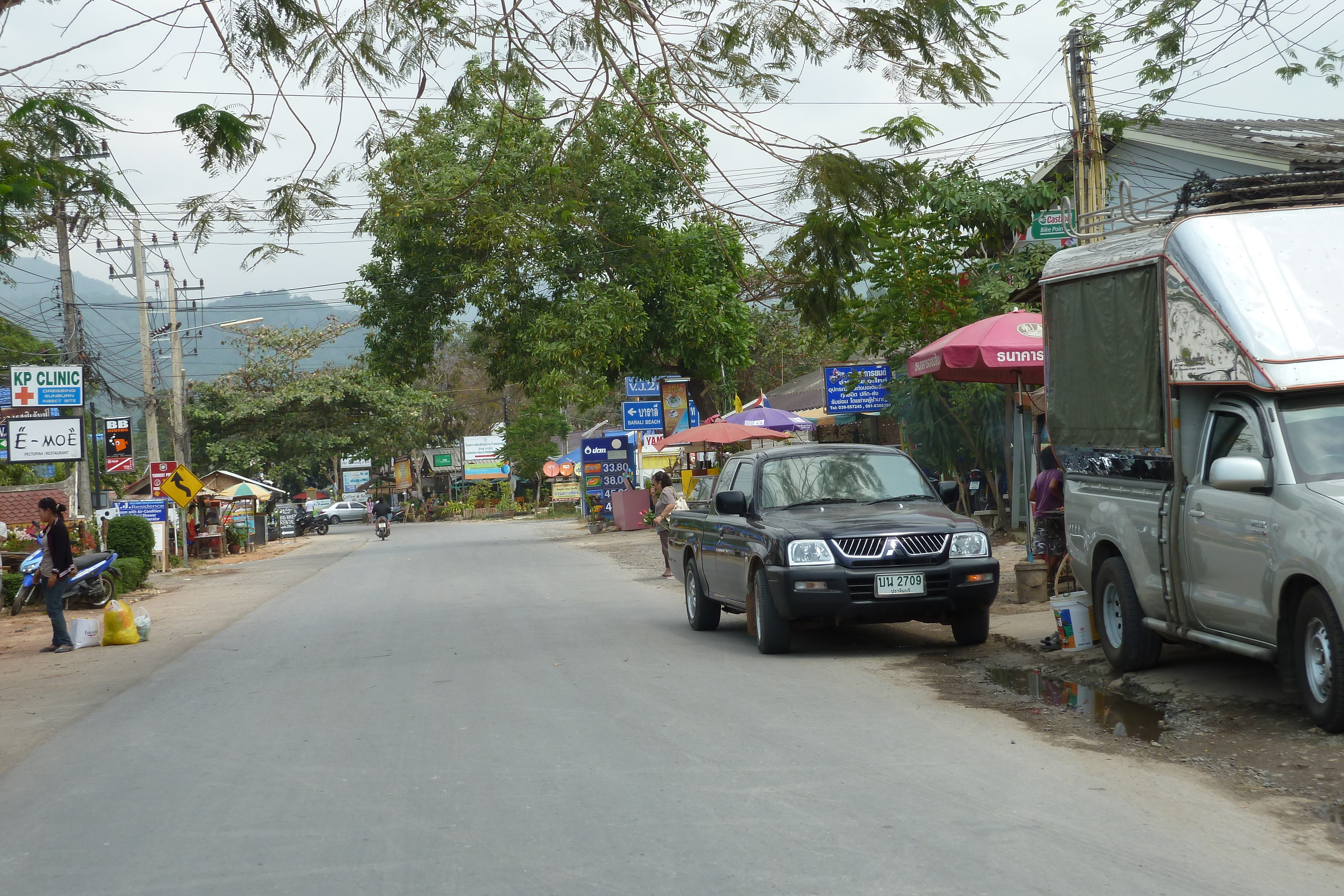 Picture Thailand Ko Chang Island road 2011-02 64 - Journey Island road