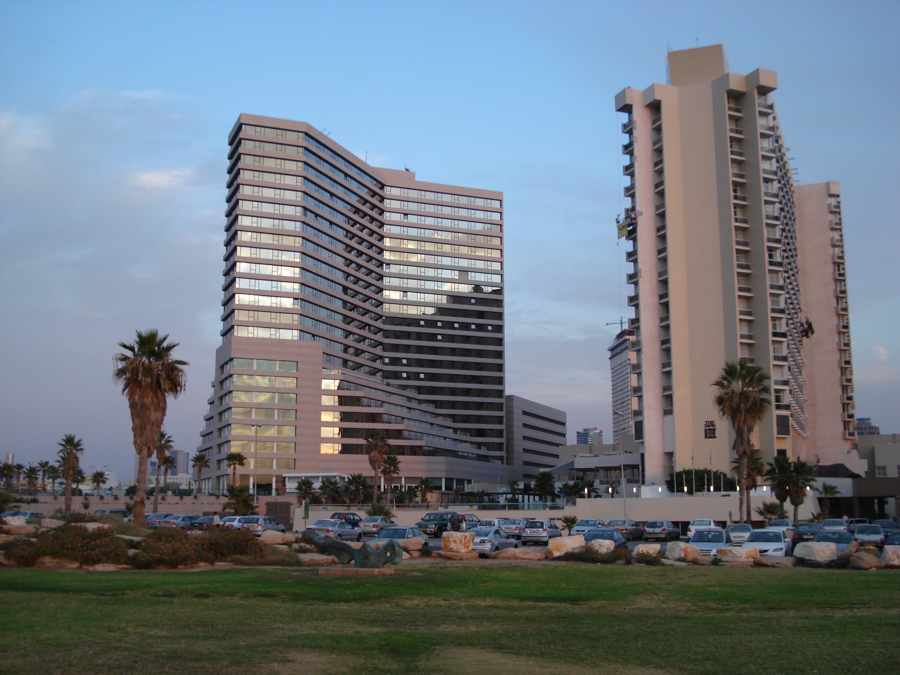 Picture Israel Tel Aviv Tel Aviv Sea Shore 2006-12 271 - Around Tel Aviv Sea Shore