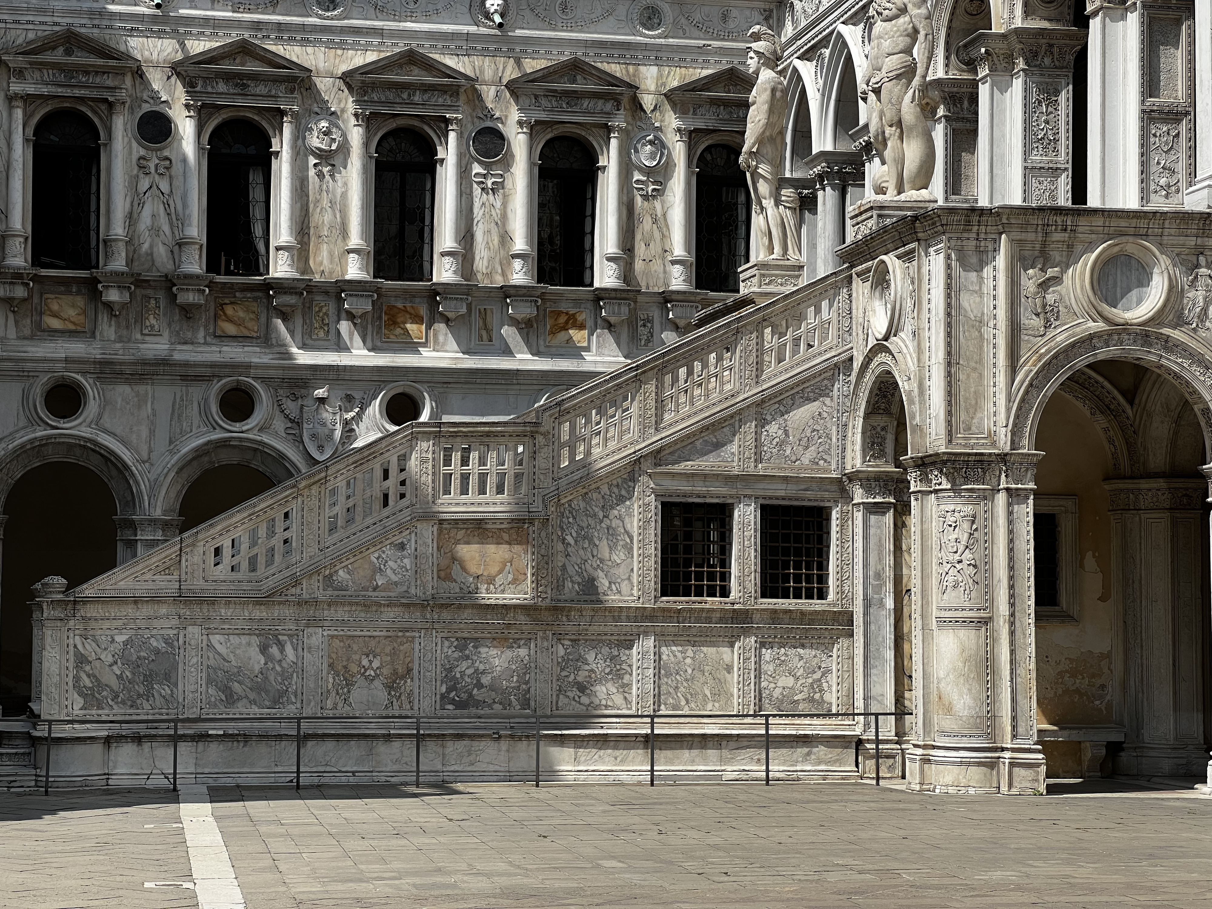 Picture Italy Venice Doge's Palace (Palazzo Ducale) 2022-05 20 - Discovery Doge's Palace (Palazzo Ducale)