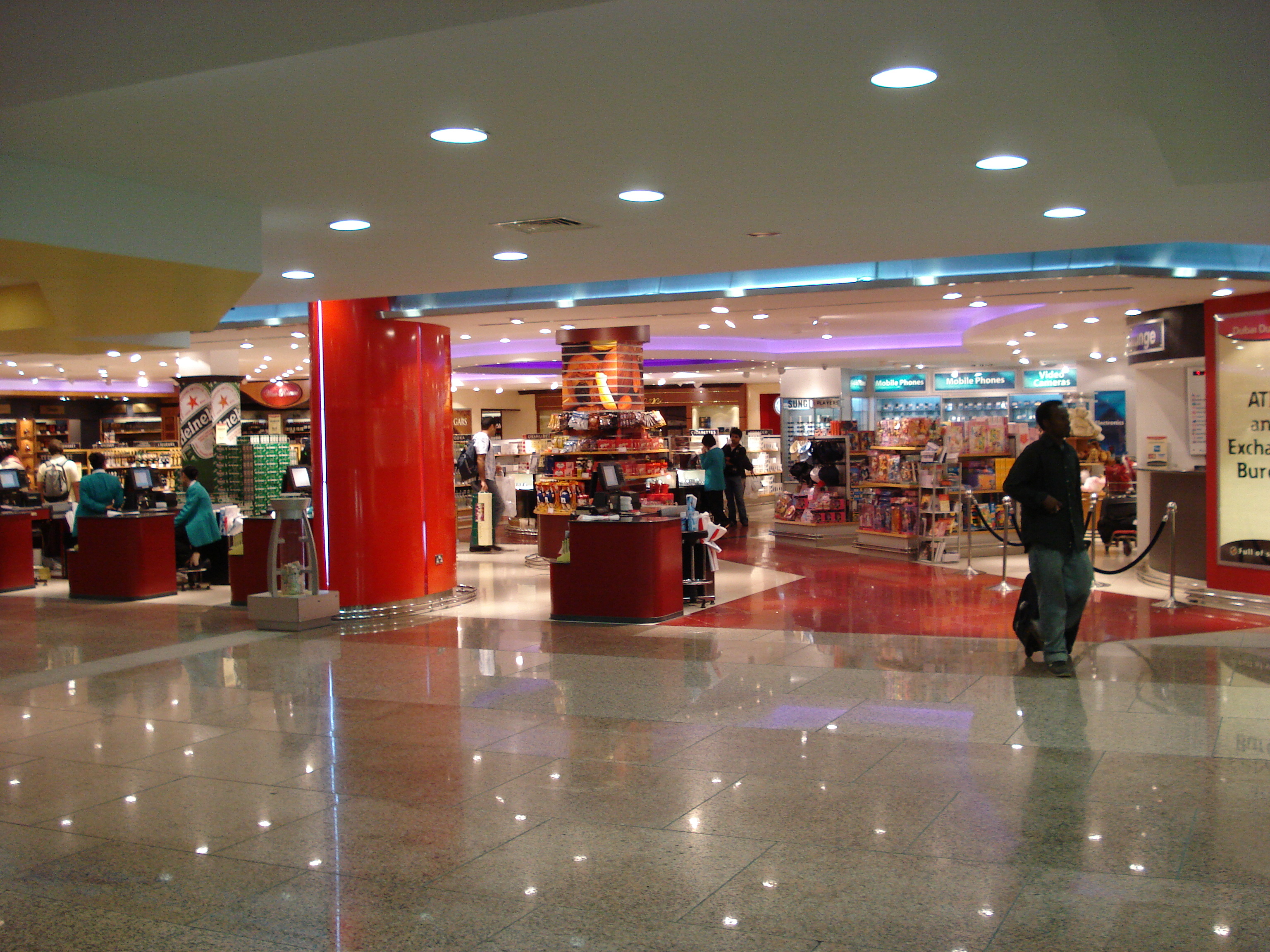 Picture United Arab Emirates Dubai Airport 2007-03 6 - Tour Airport