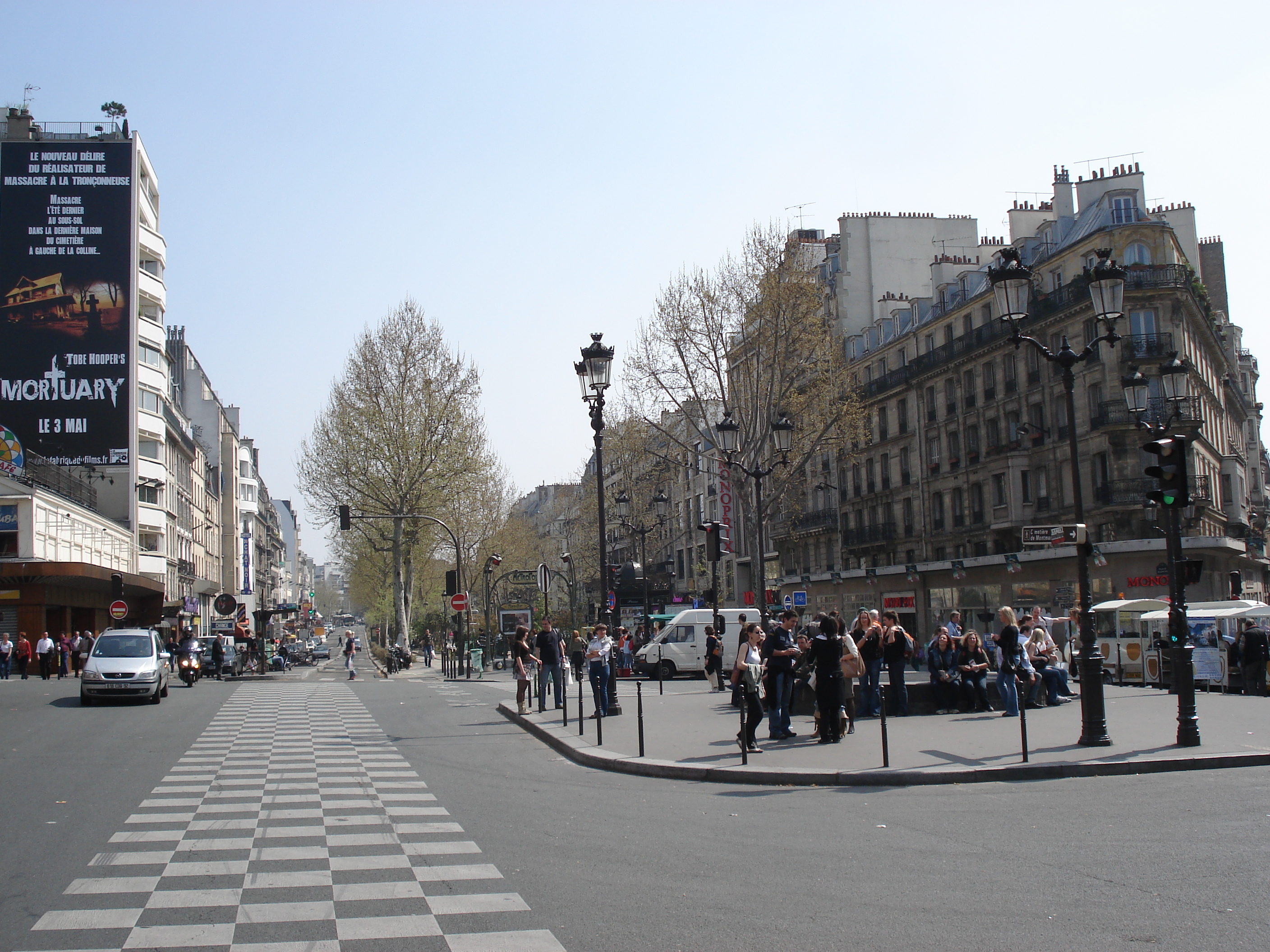 Picture France Paris 9th Arrondissement 2006-04 9 - Around 9th Arrondissement