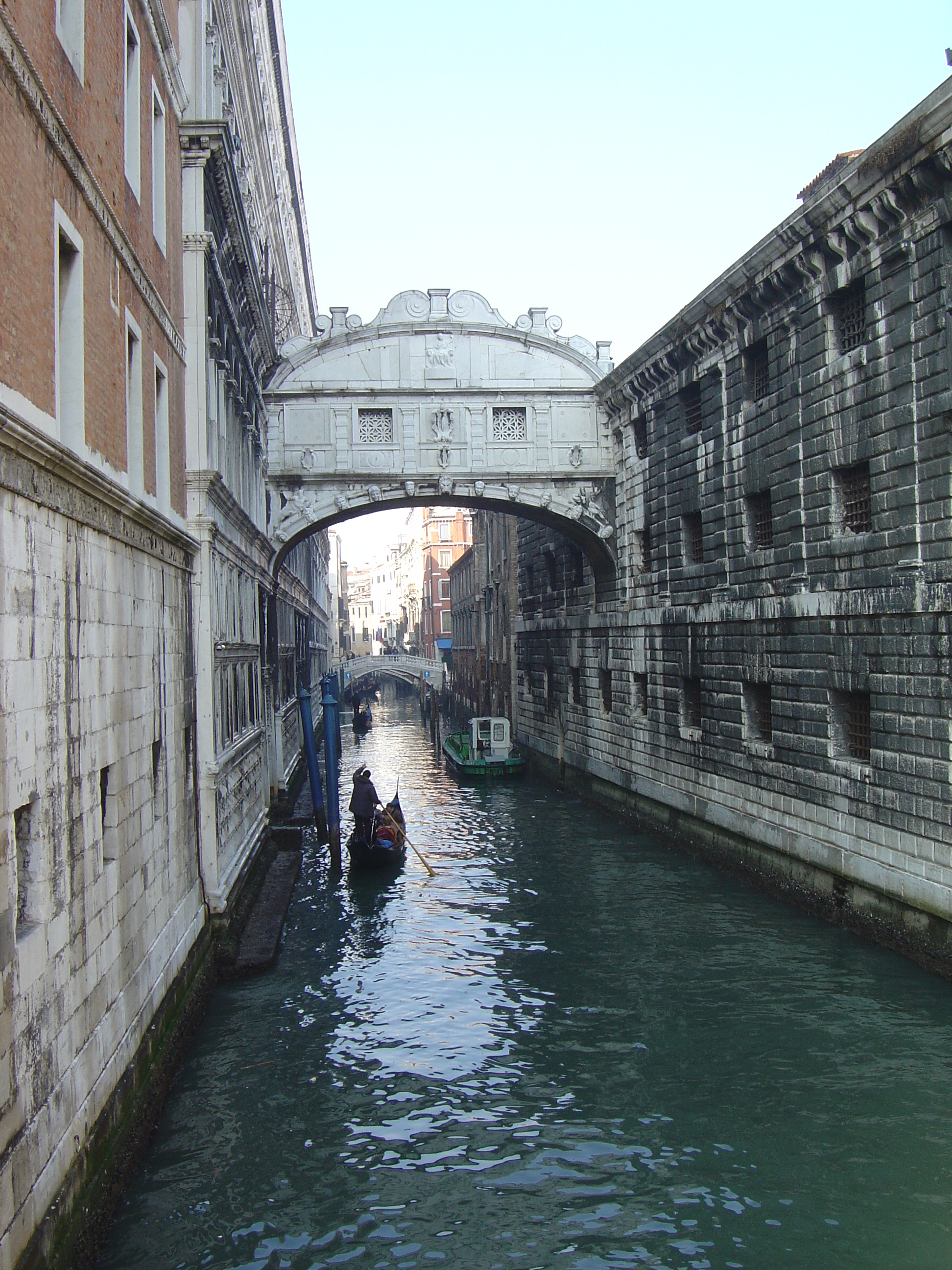 Picture Italy Venice 2005-03 254 - Center Venice