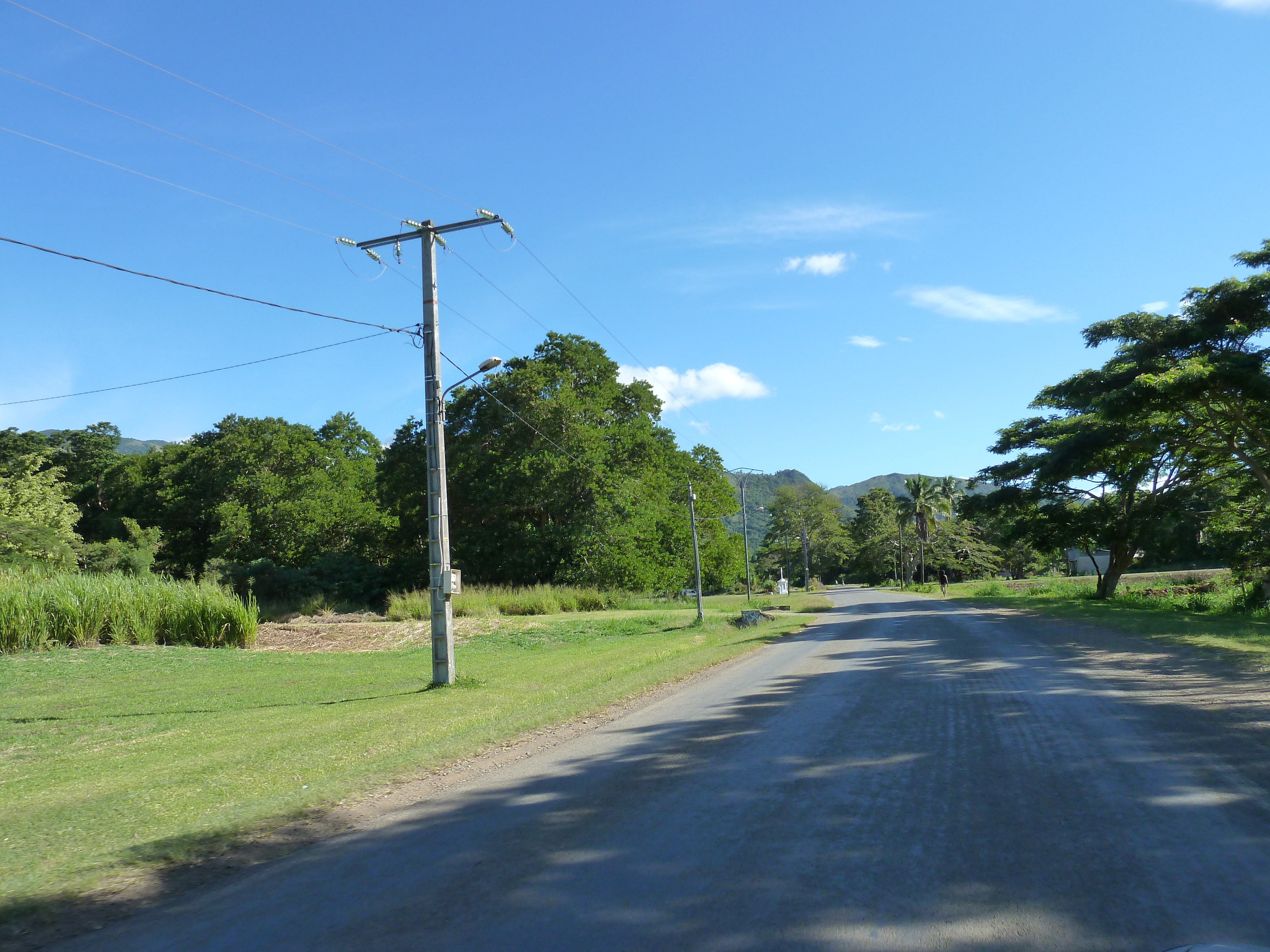 Picture New Caledonia Canala to La Foa road 2010-05 21 - Journey Canala to La Foa road