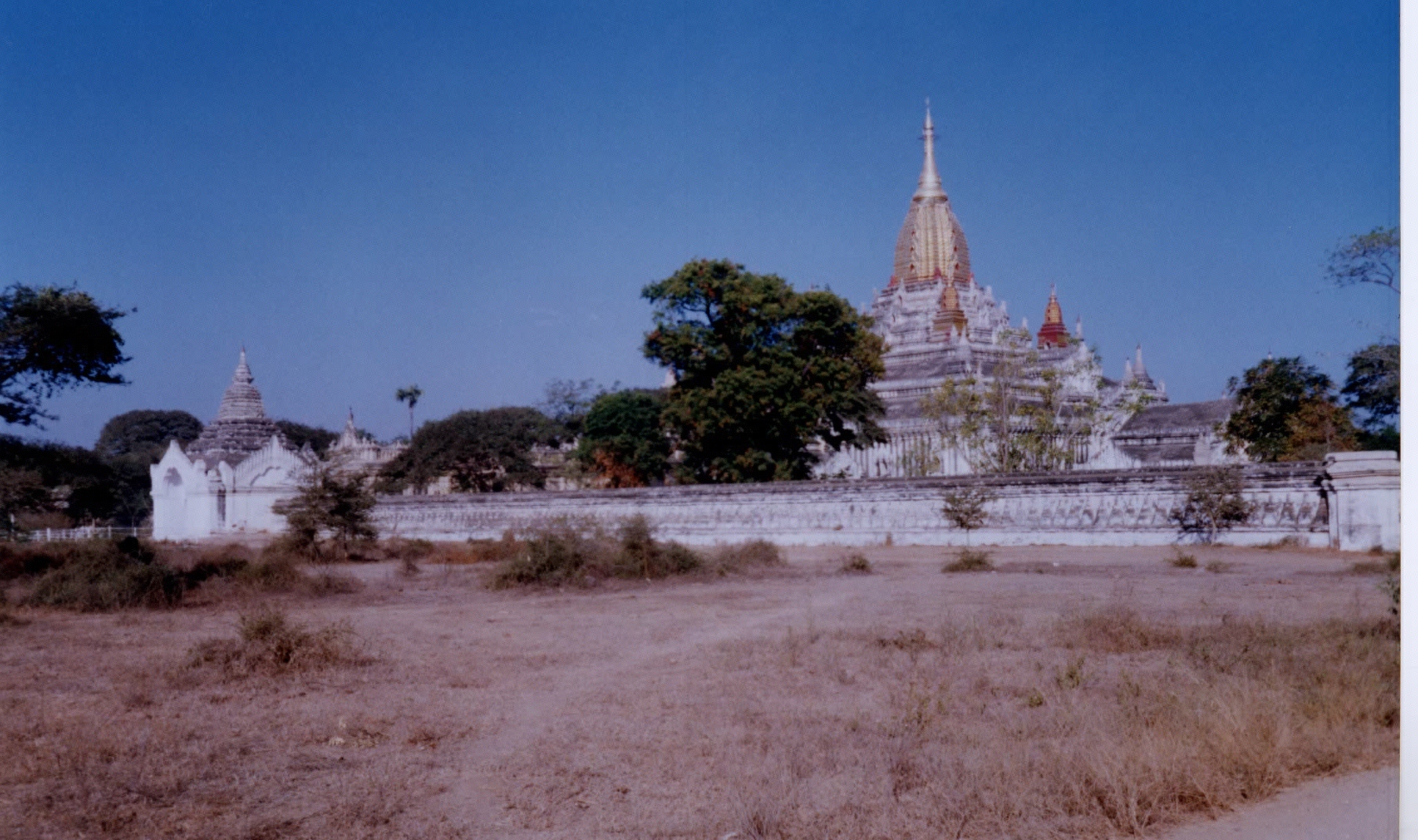 Picture Myanmar Pagan 1998-01 7 - Tour Pagan