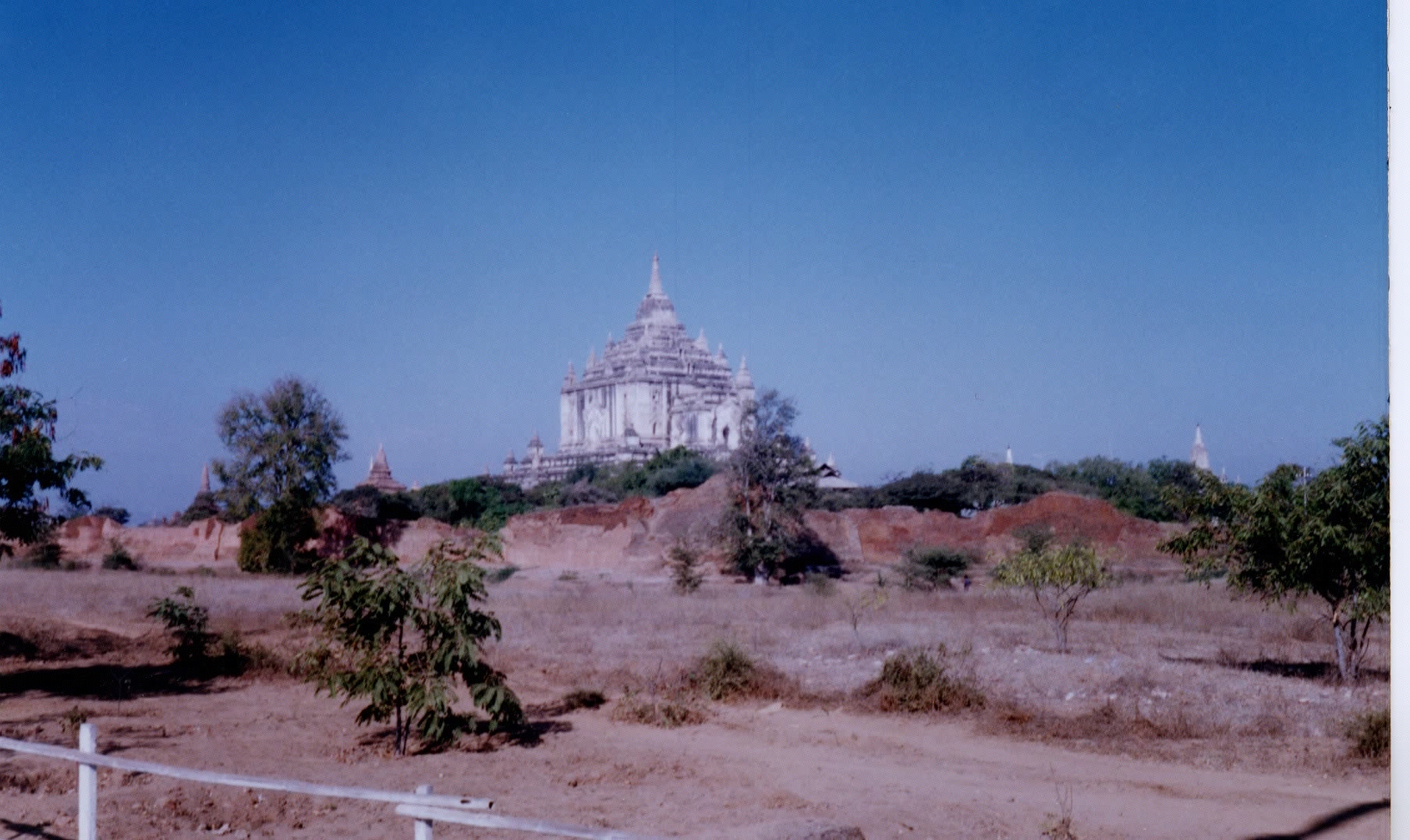 Picture Myanmar Pagan 1998-01 13 - Journey Pagan