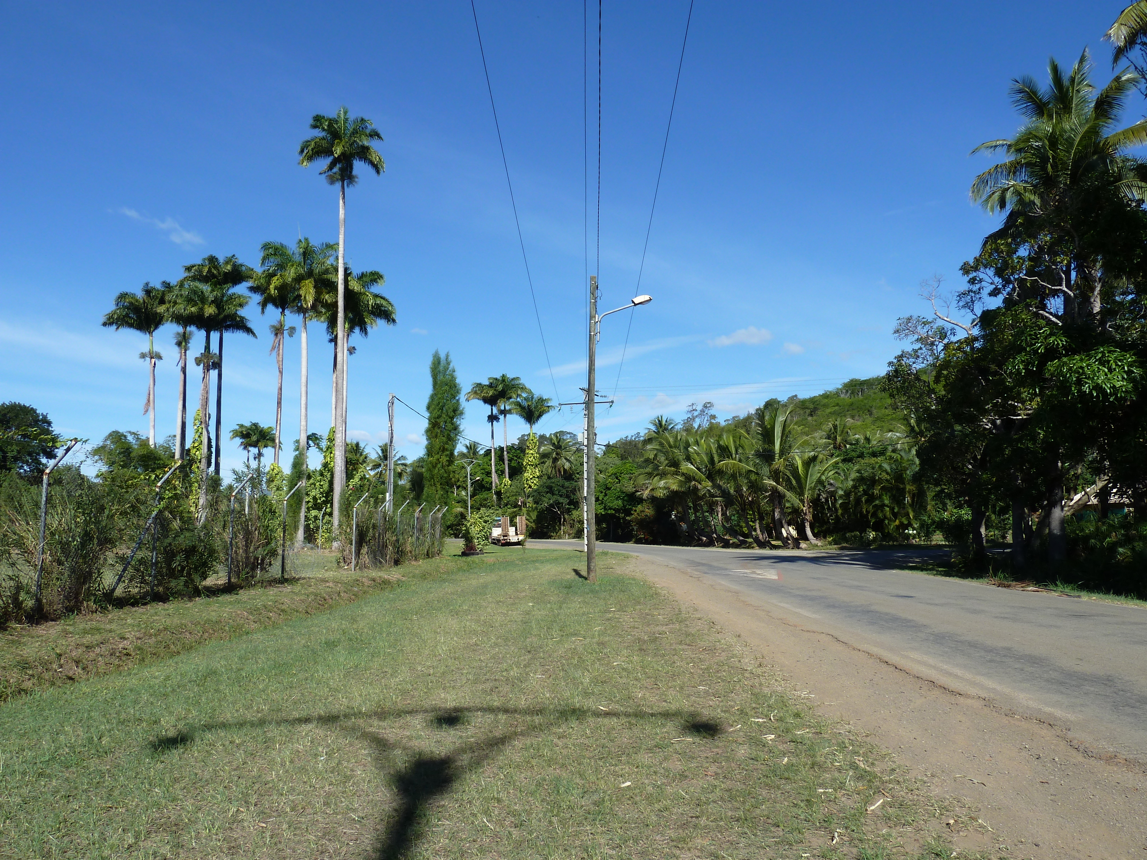 Picture New Caledonia Canala to La Foa road 2010-05 0 - Recreation Canala to La Foa road