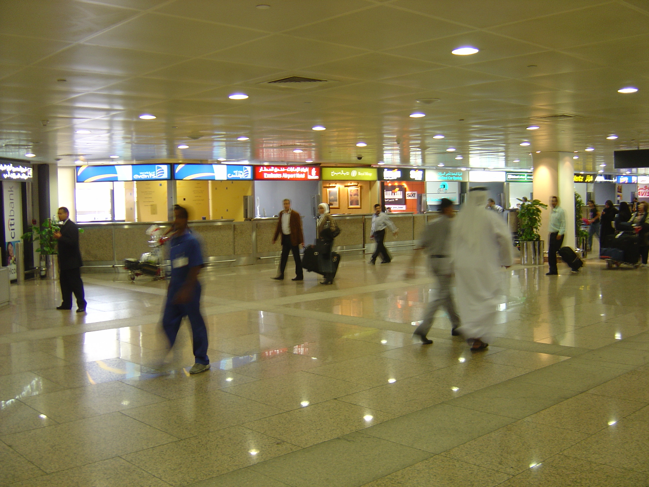 Picture United Arab Emirates Dubai Airport 2005-11 1 - Tour Airport