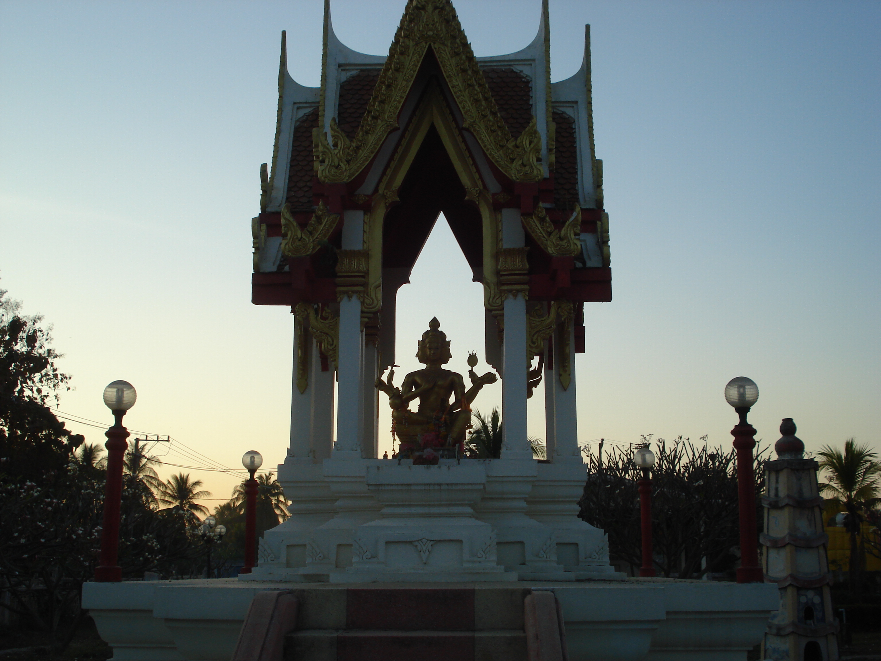 Picture Thailand Phitsanulok Wat Jomthong 2008-01 18 - Center Wat Jomthong