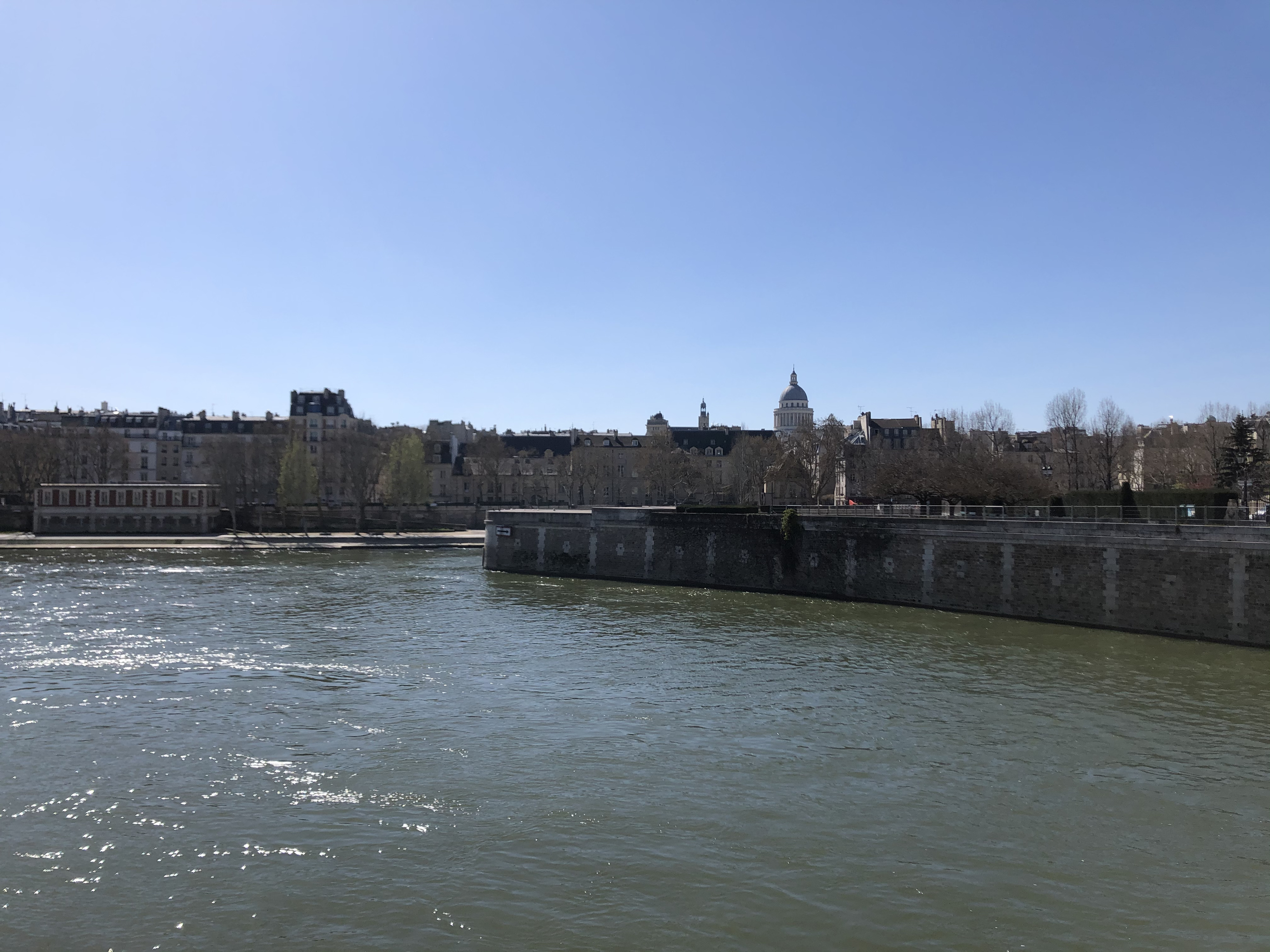 Picture France Paris lockdown 2020-03 103 - Tour Paris lockdown