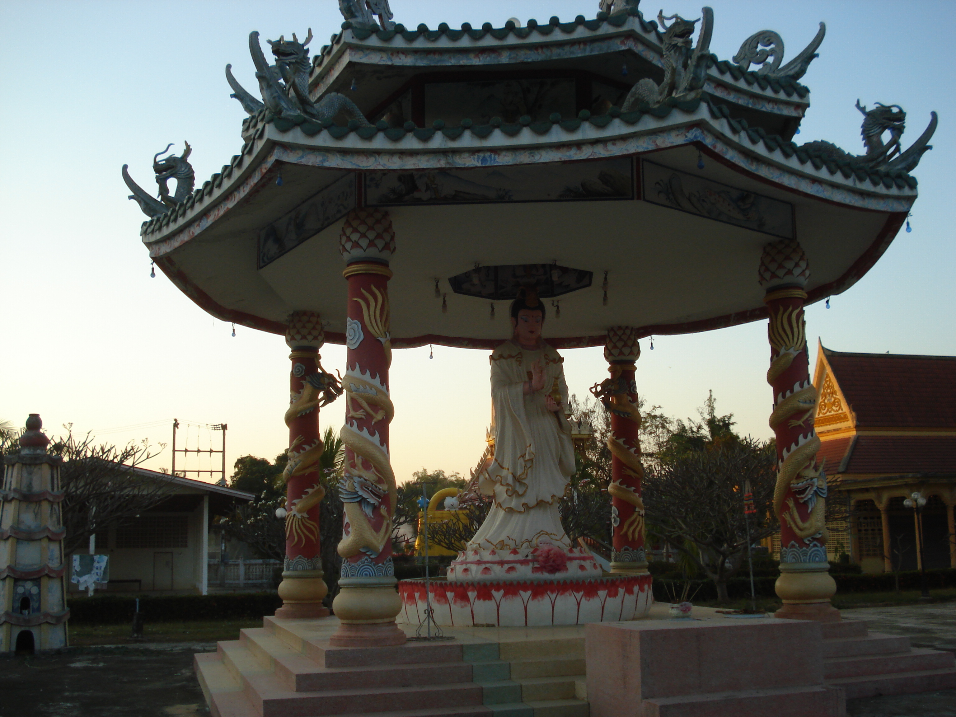 Picture Thailand Phitsanulok Wat Jomthong 2008-01 15 - Center Wat Jomthong