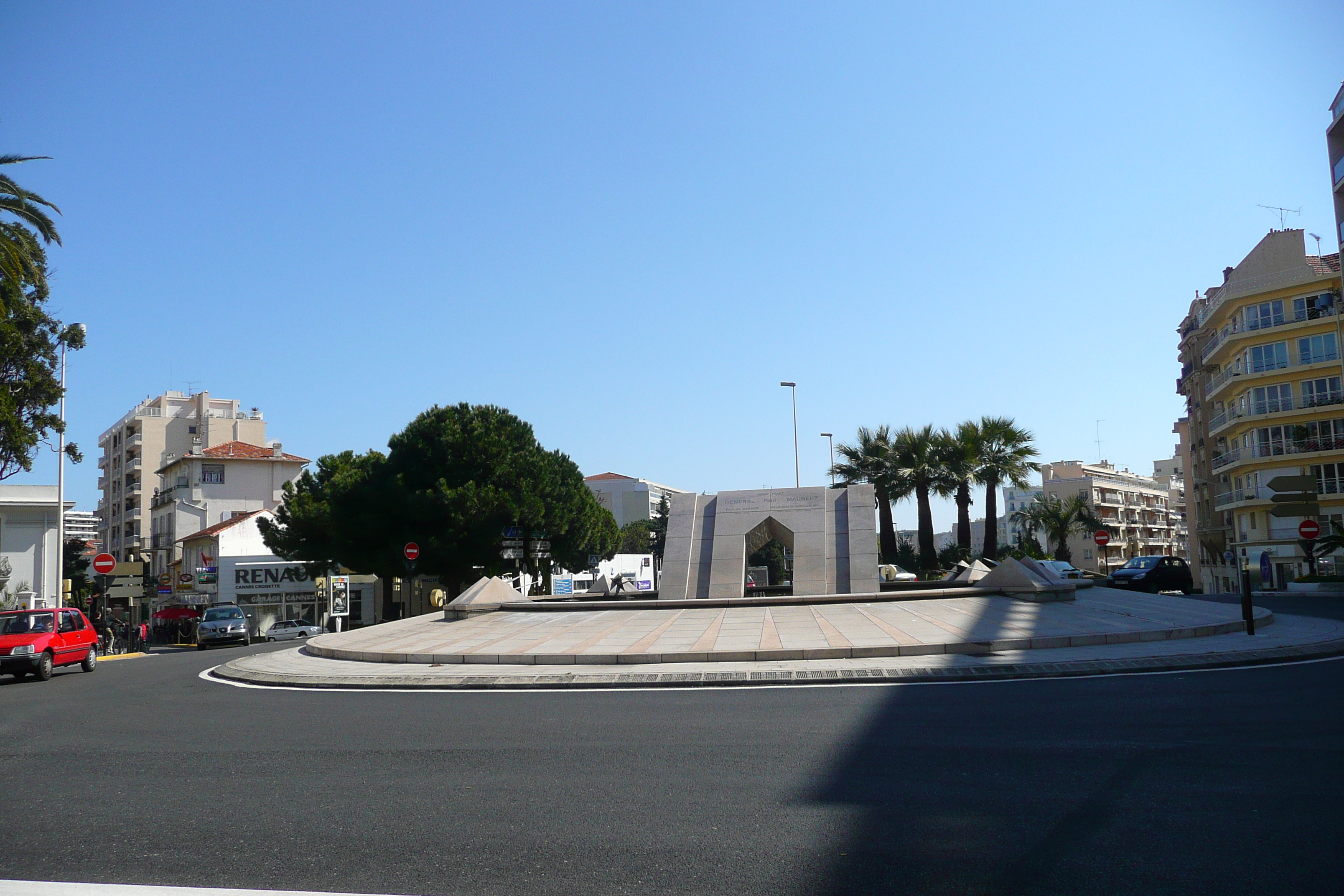 Picture France Cannes Boulevard du Ferrage 2008-03 2 - Recreation Boulevard du Ferrage