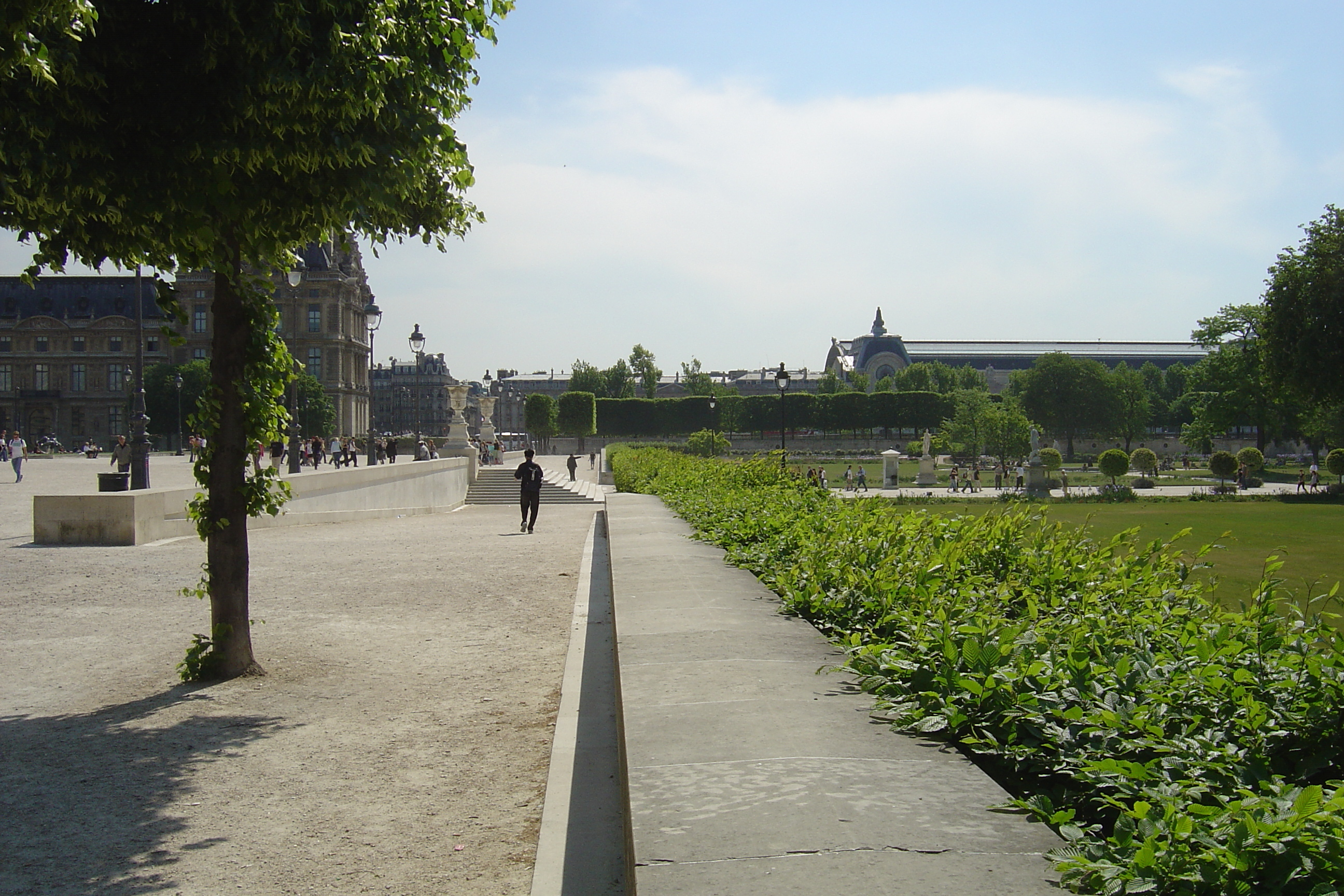 Picture France Paris Garden of Tuileries 2007-05 133 - Discovery Garden of Tuileries