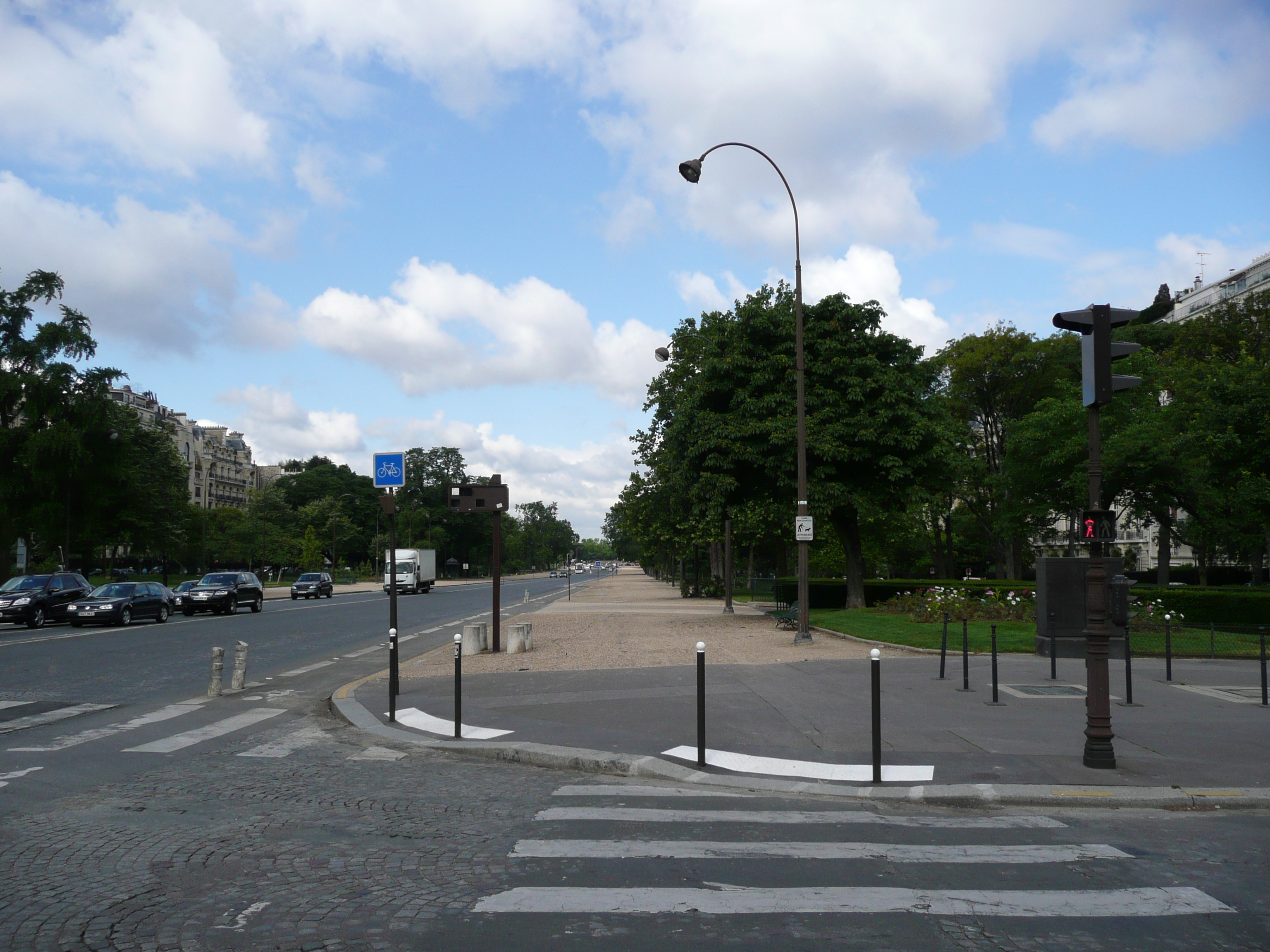 Picture France Paris Avenue Foch 2007-06 88 - Tour Avenue Foch