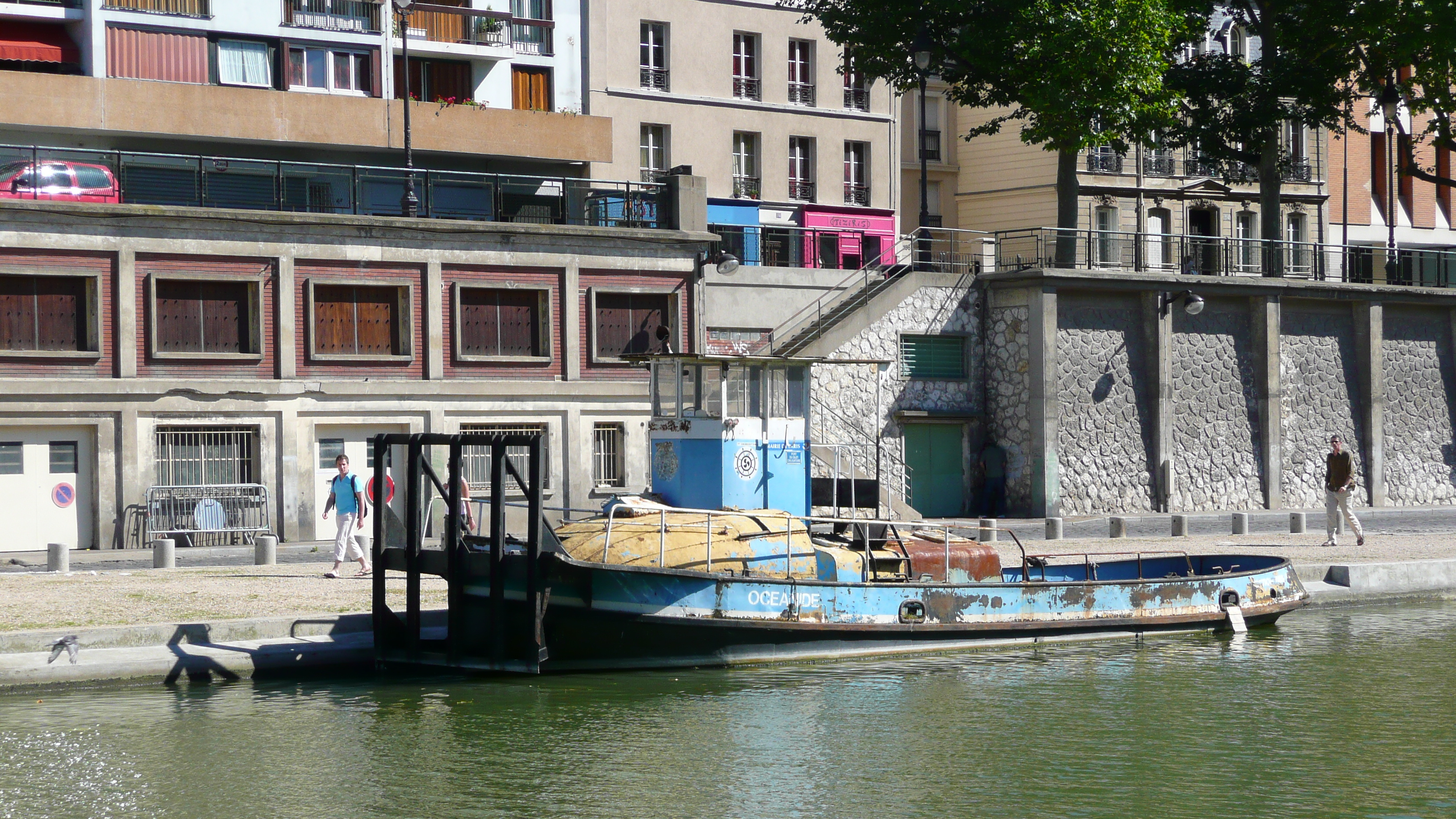 Picture France Paris Canal St Martin 2007-08 123 - Center Canal St Martin