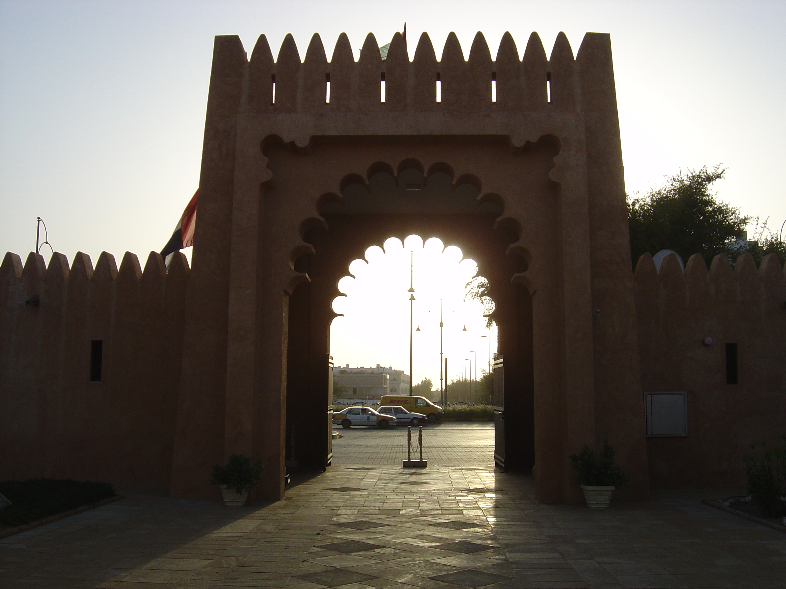 Picture United Arab Emirates Al Ain Palace Museum 2005-03 4 - Discovery Palace Museum