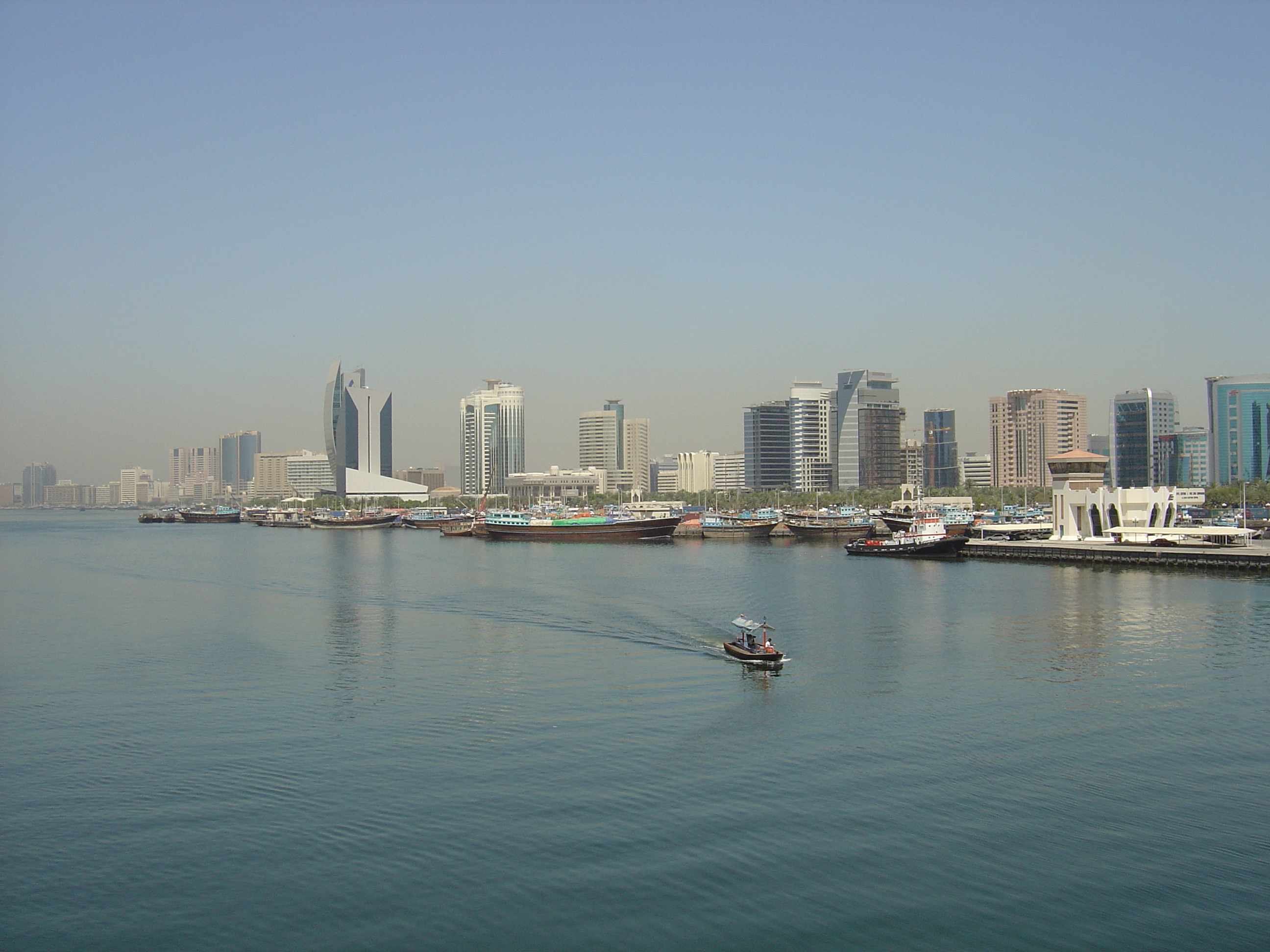 Picture United Arab Emirates Dubai 2005-03 57 - Discovery Dubai