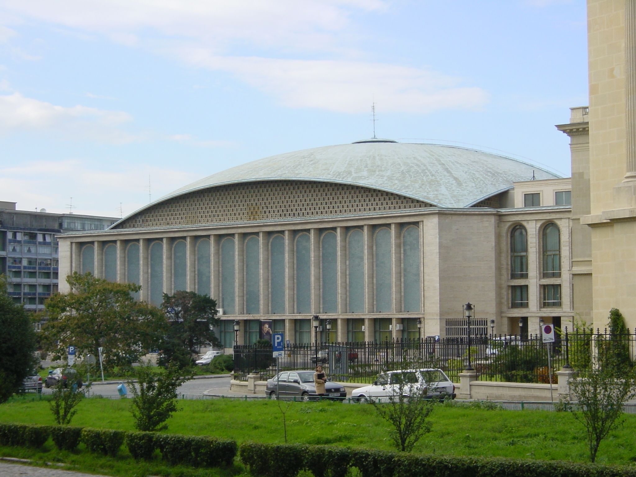 Picture Romania Bucharest 2003-10 90 - Center Bucharest