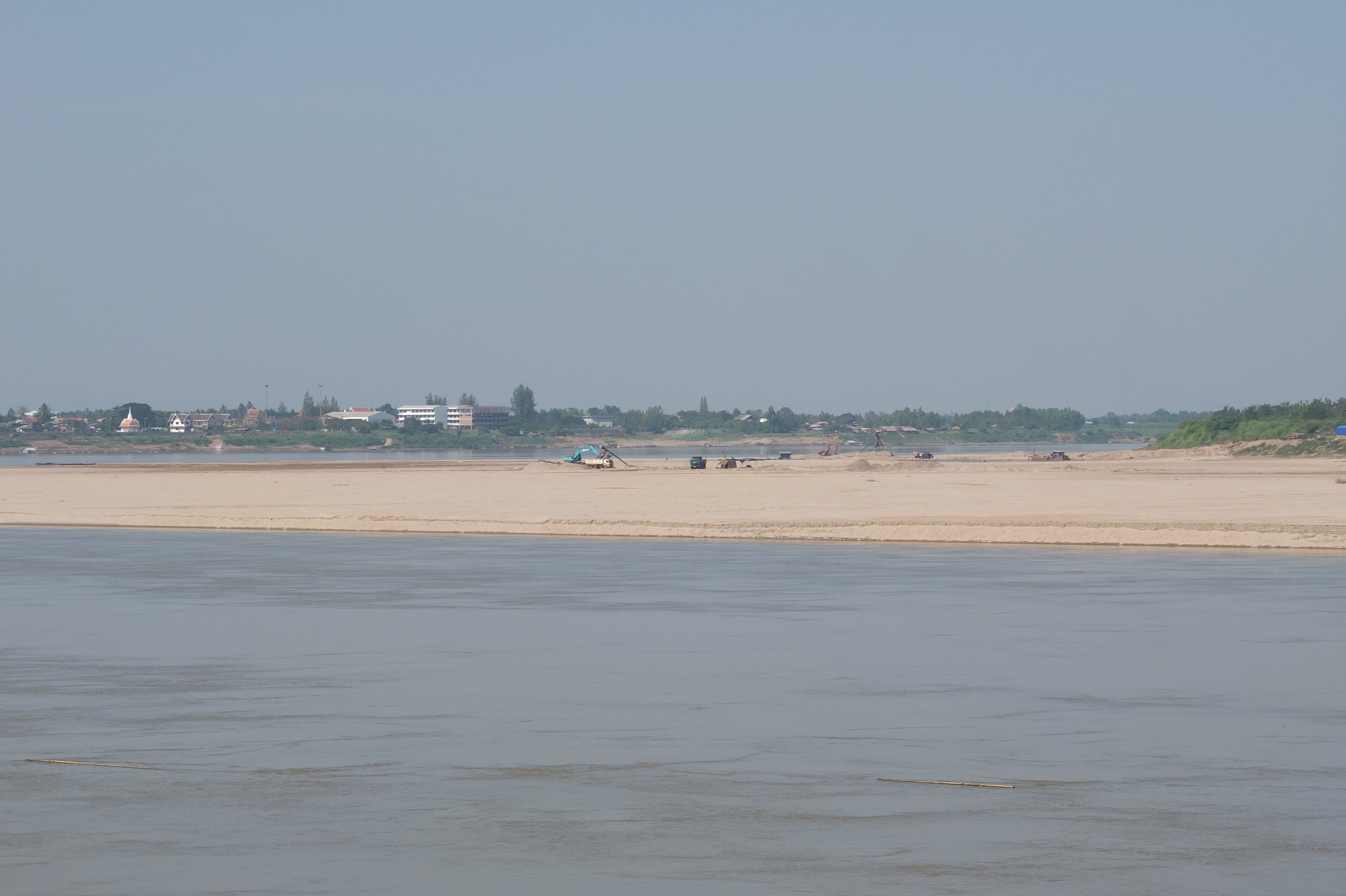 Picture Thailand Mekong river 2012-12 198 - Center Mekong river