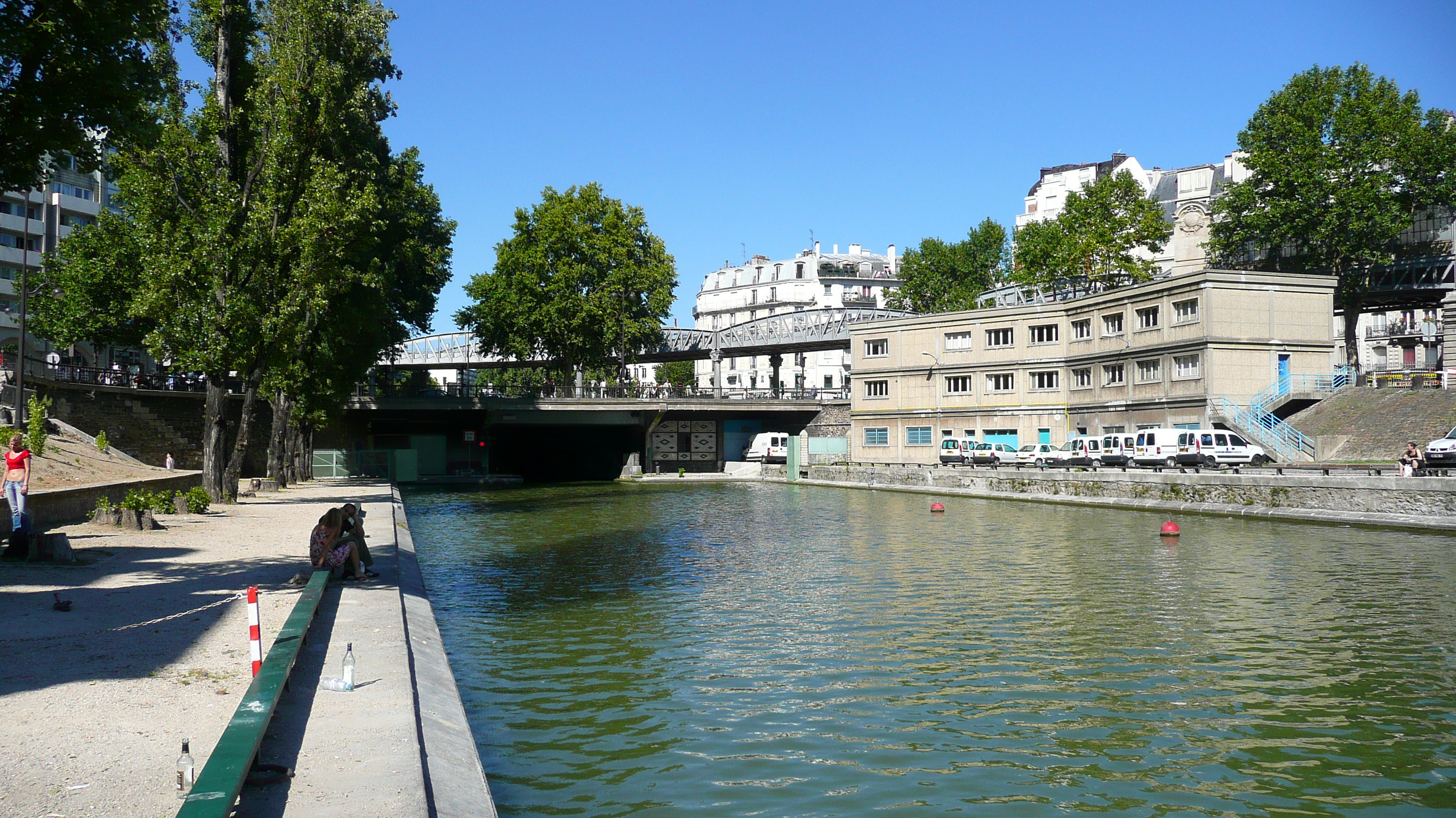 Picture France Paris Canal St Martin 2007-08 111 - Recreation Canal St Martin