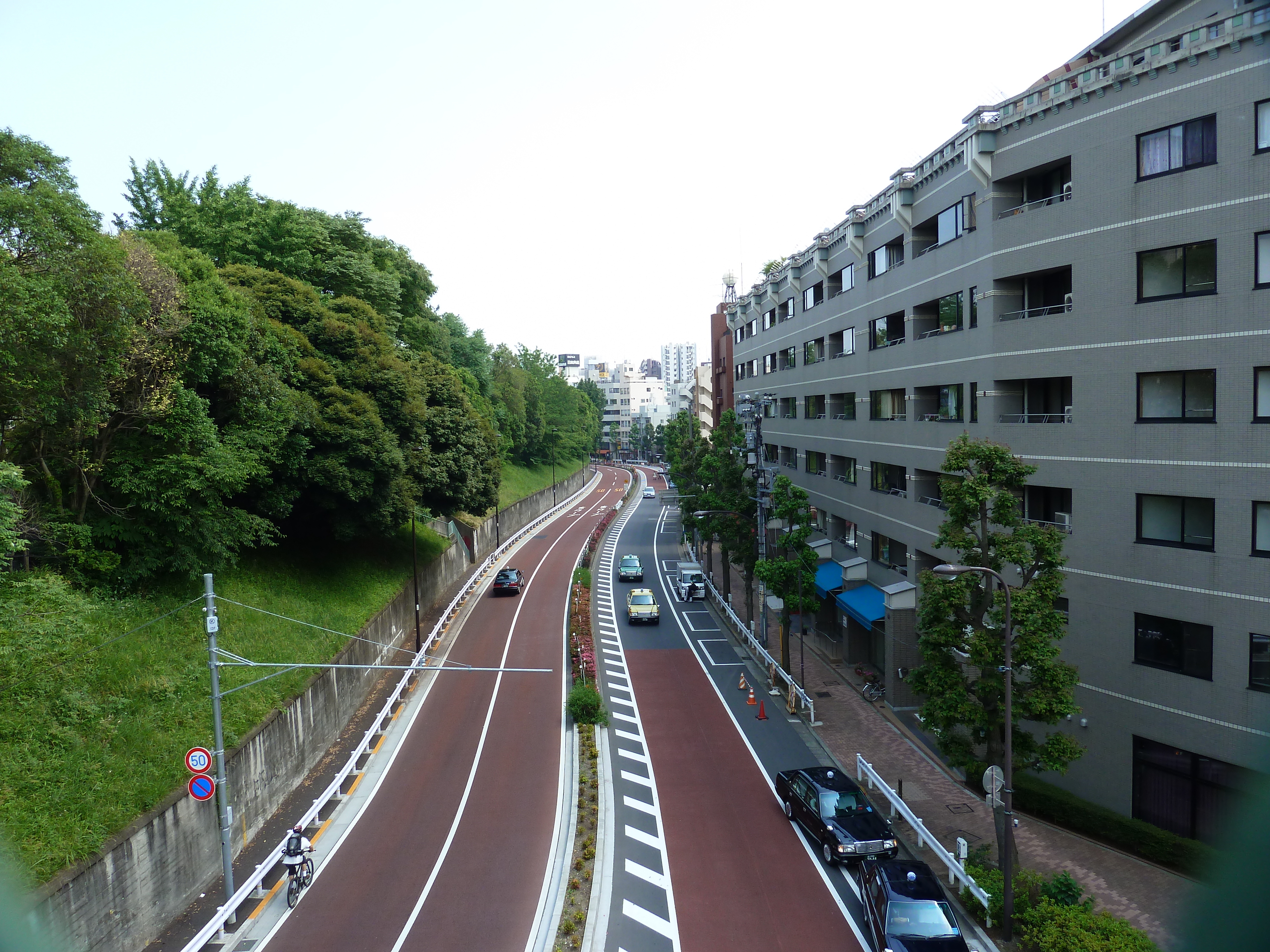 Picture Japan Tokyo Omotesando 2010-06 27 - Recreation Omotesando