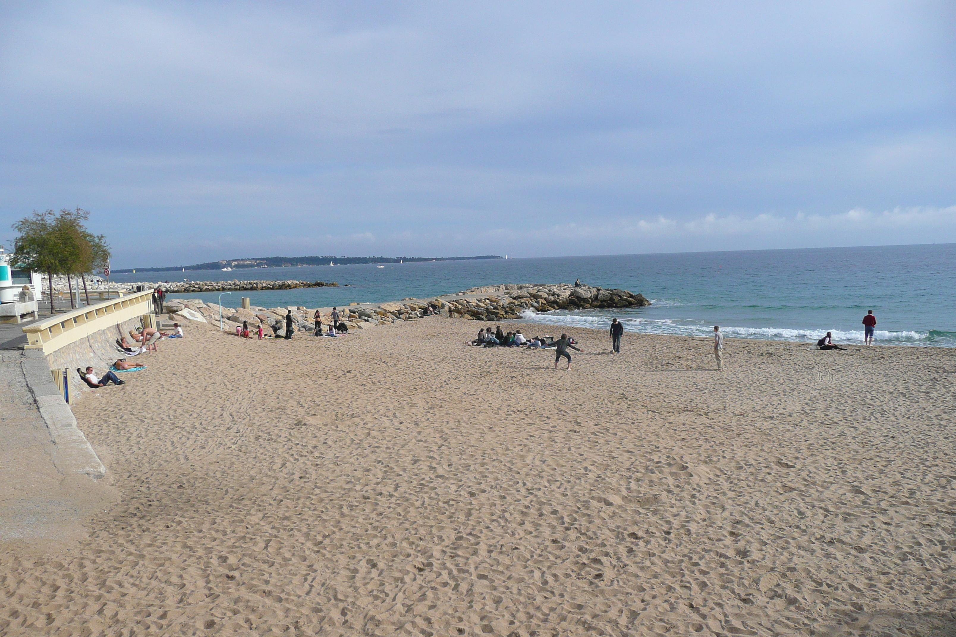 Picture France Cannes Plage du midi 2008-03 18 - Around Plage du midi