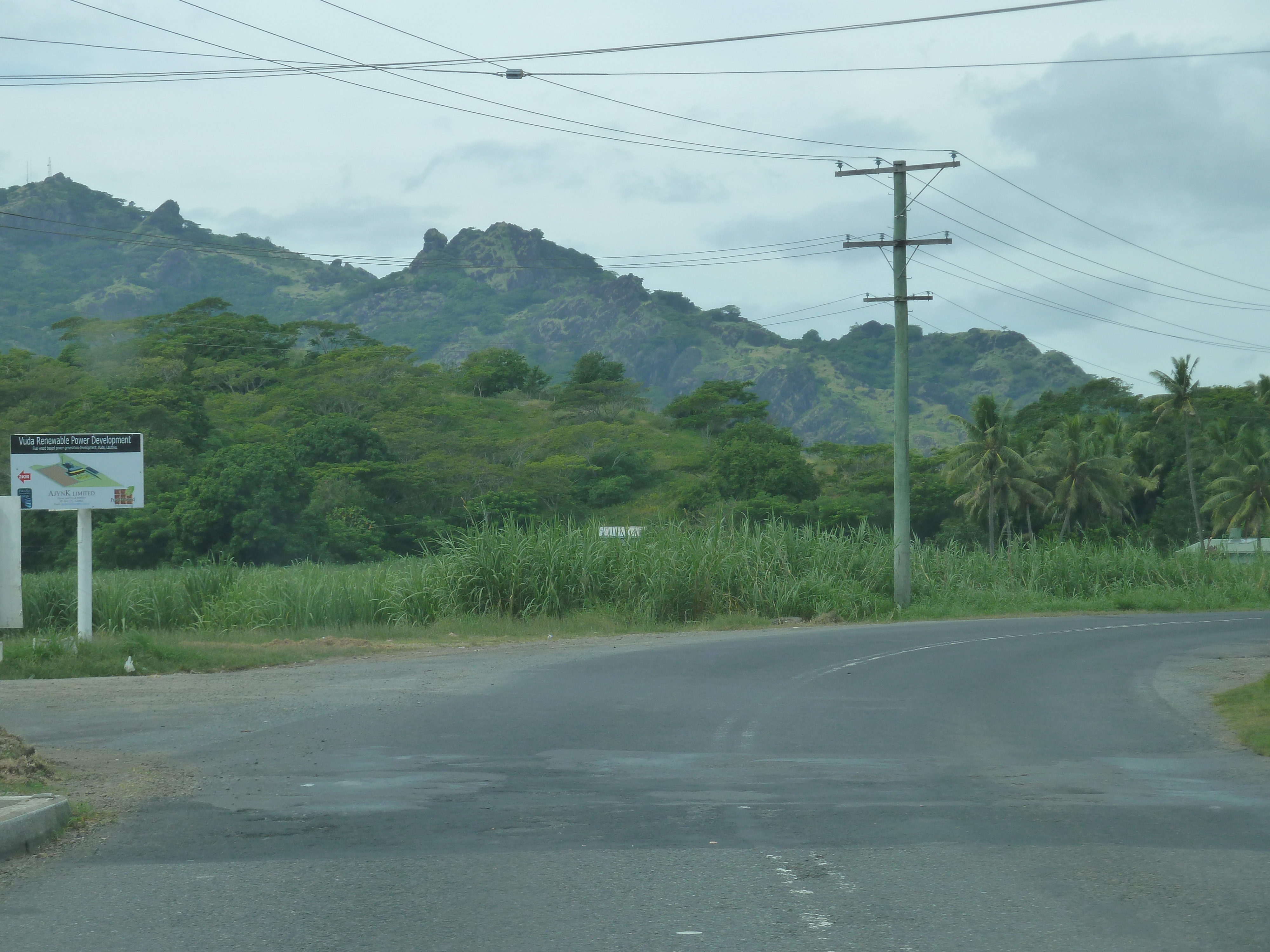 Picture Fiji Nadi to Lautoka road 2010-05 10 - Tours Nadi to Lautoka road