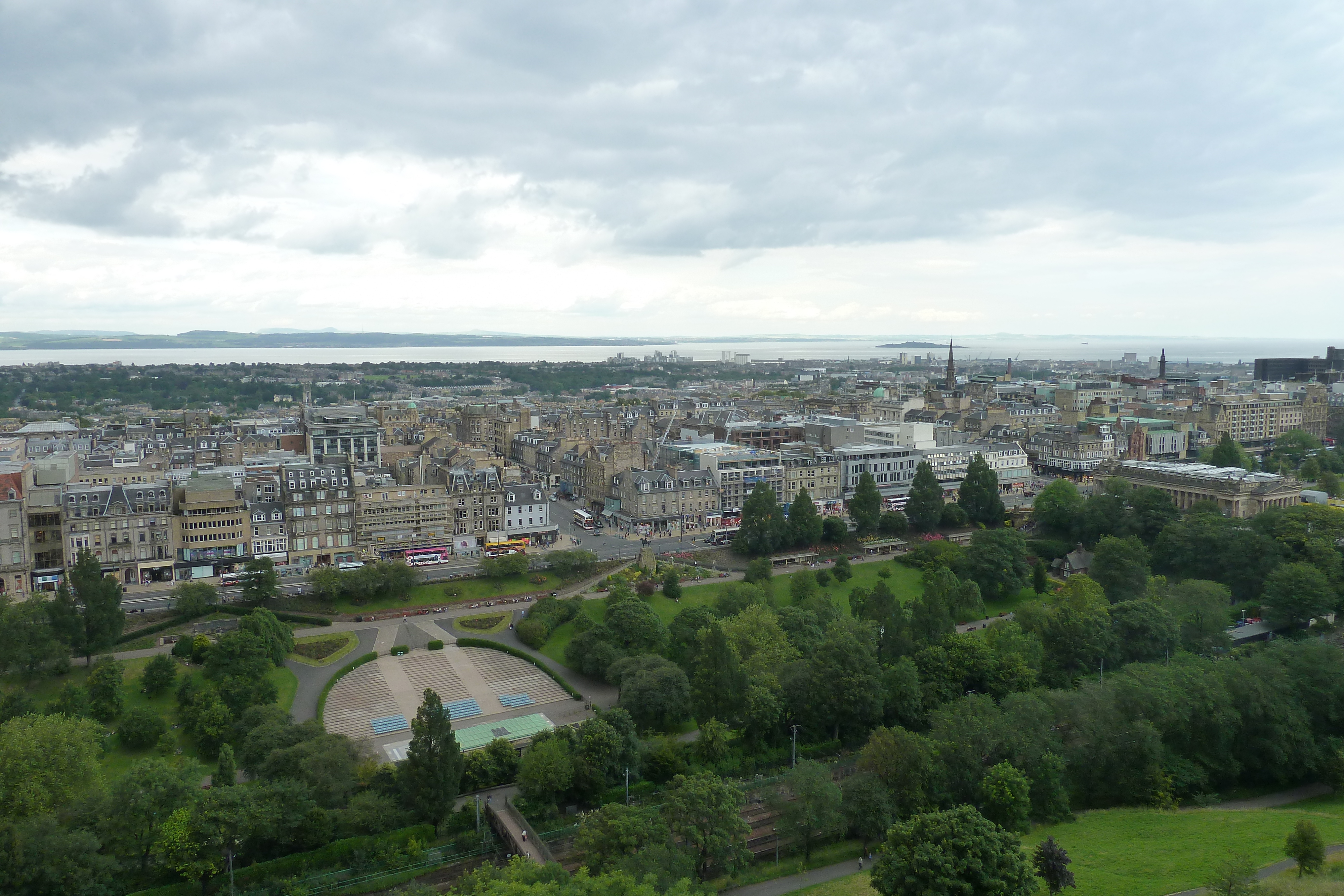 Picture United Kingdom Edinburgh 2011-07 36 - History Edinburgh