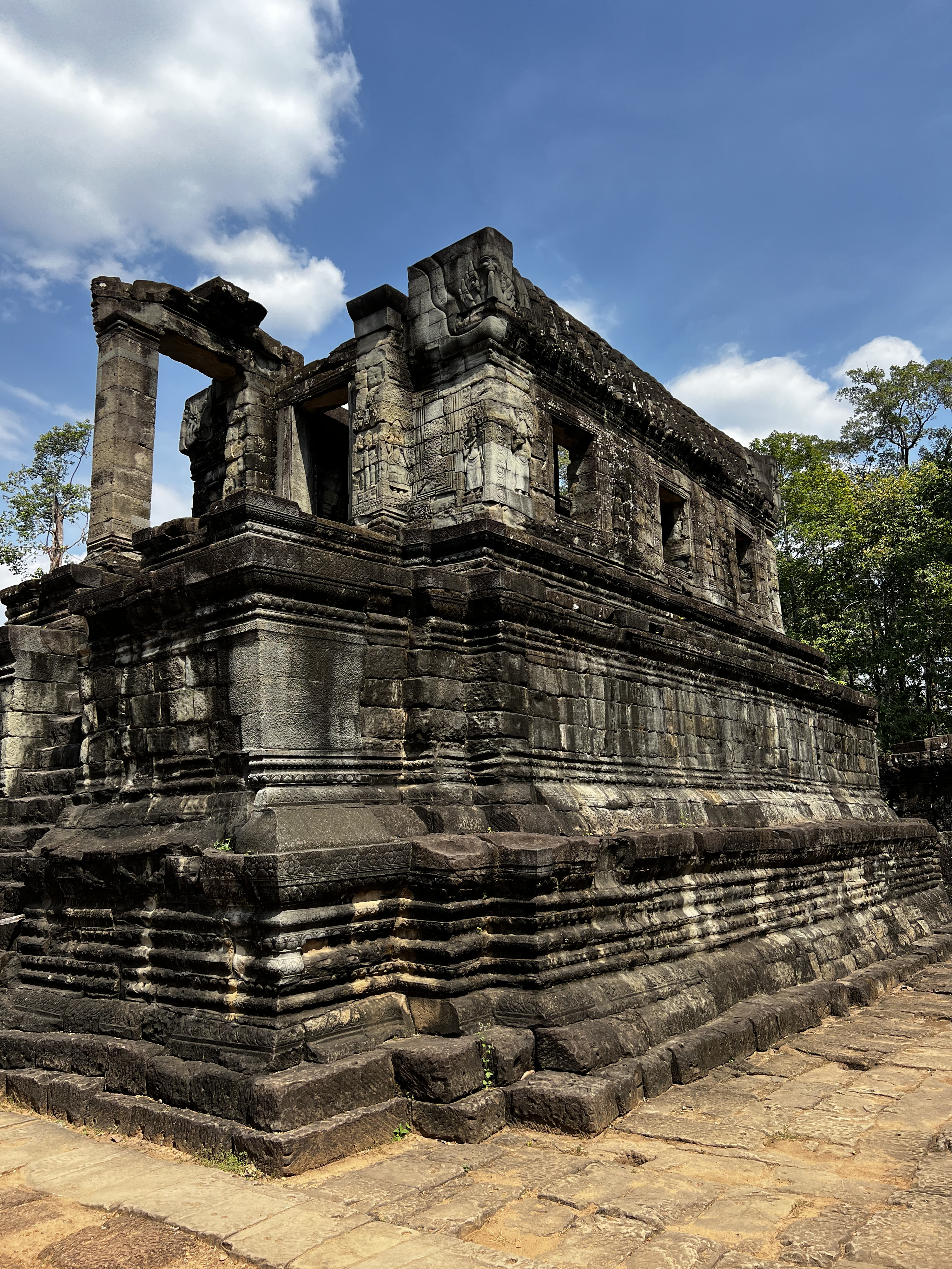 Picture Cambodia Siem Reap Bayon 2023-01 127 - Recreation Bayon