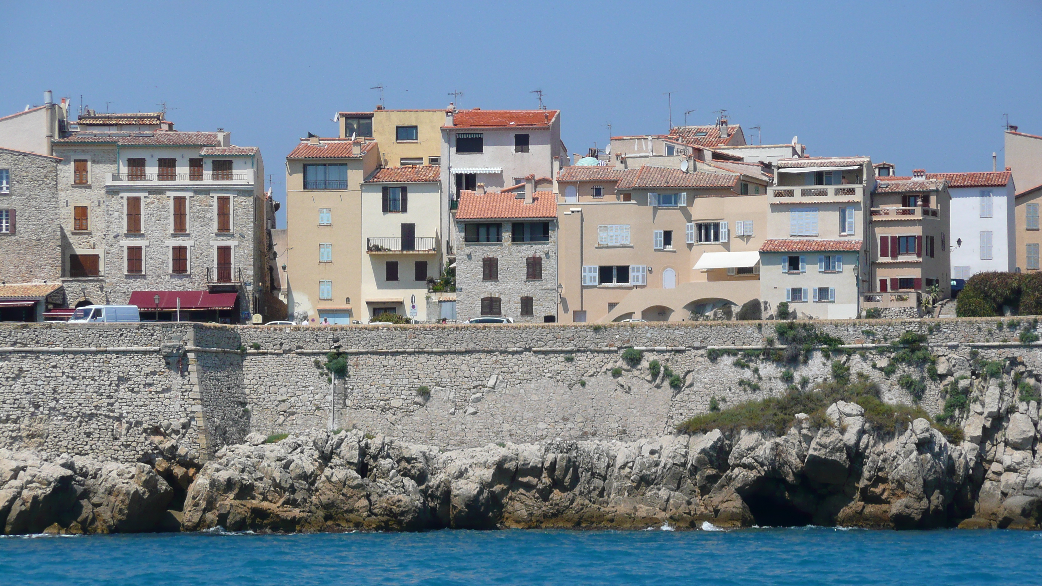 Picture France Antibes 2007-07 56 - Center Antibes