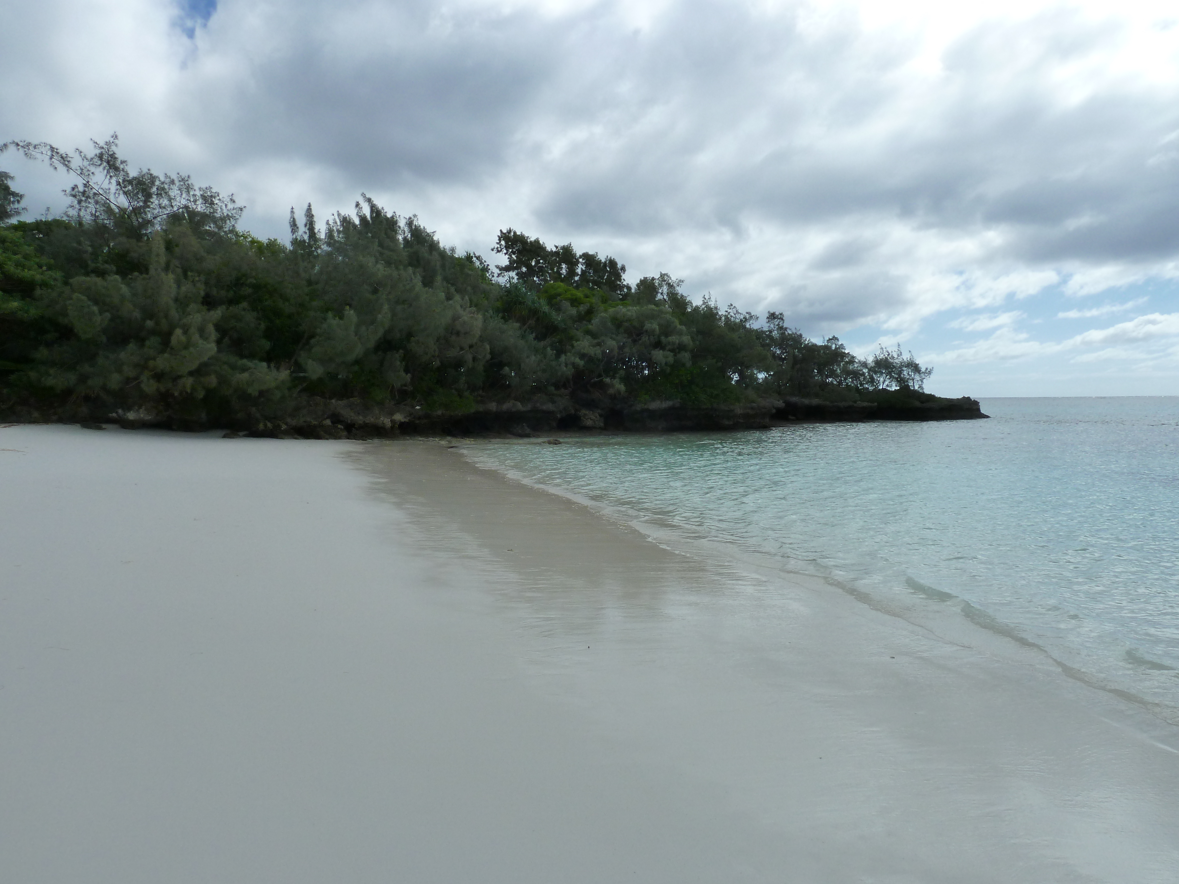 Picture New Caledonia Lifou Luengoni Beach 2010-05 18 - Center Luengoni Beach