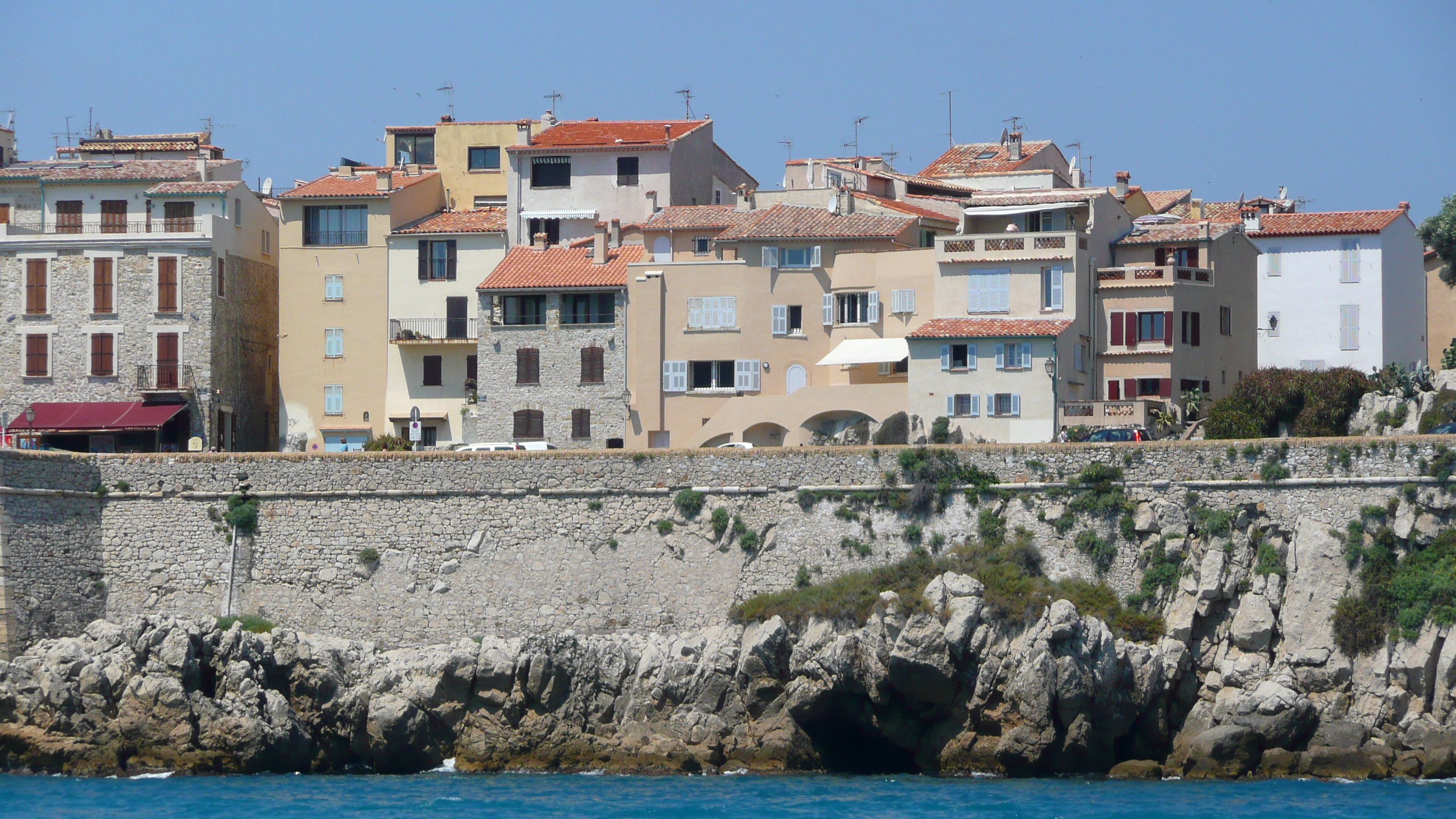 Picture France Antibes 2007-07 47 - Around Antibes