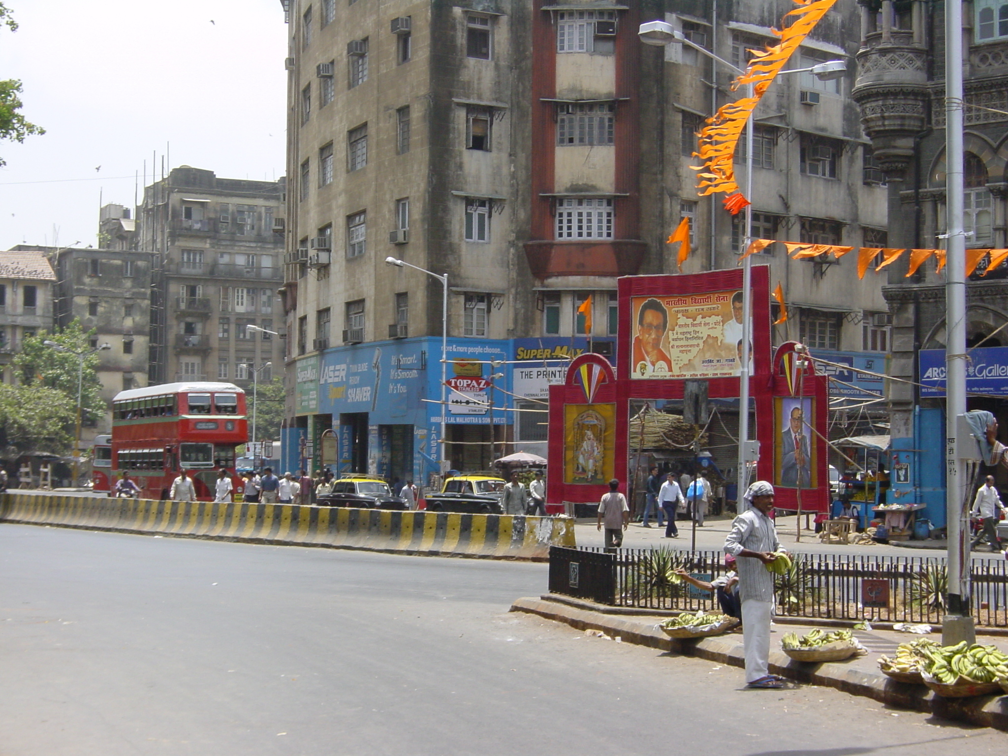 Picture India Mumbai 2003-05 1 - Discovery Mumbai