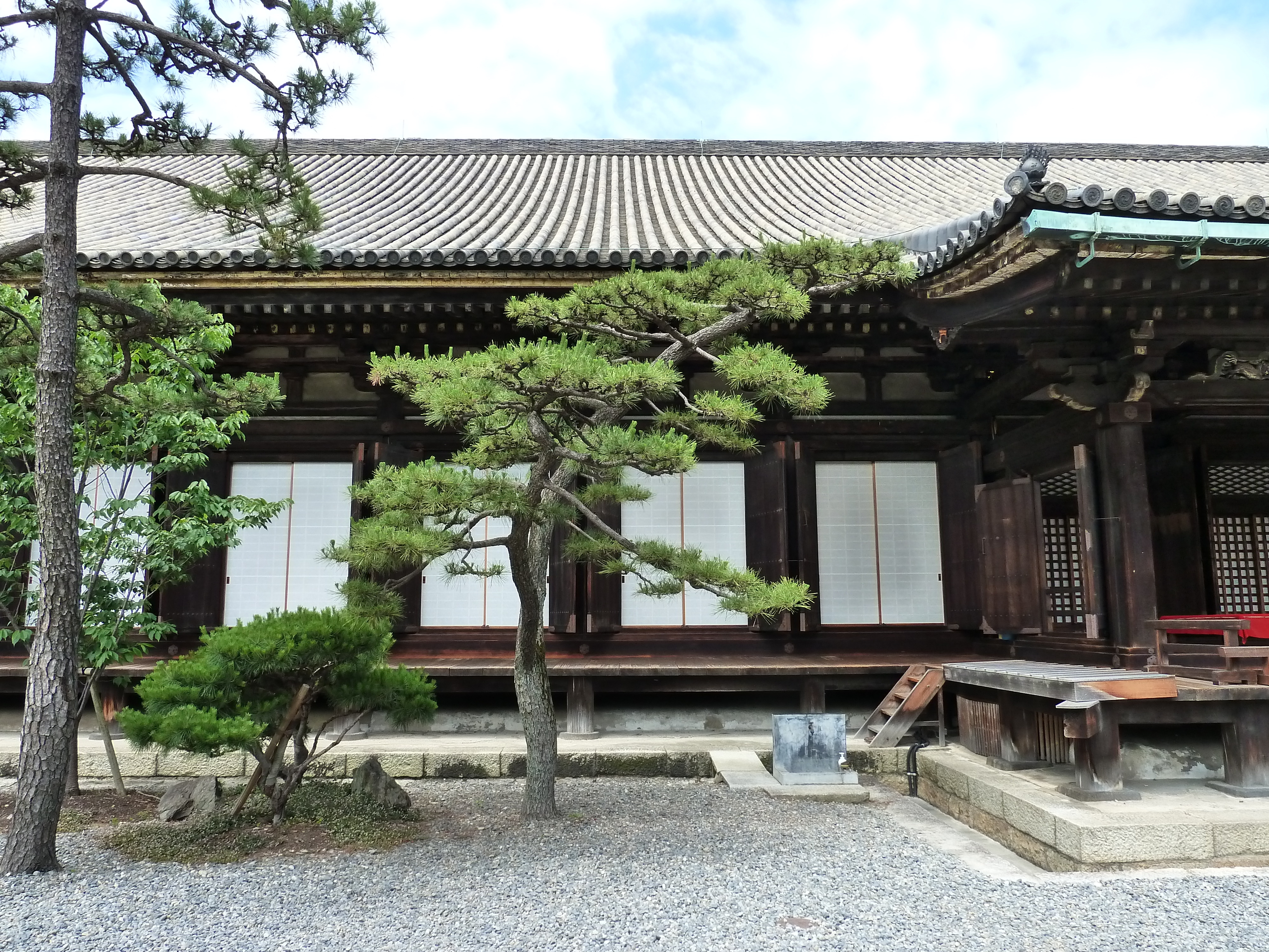 Picture Japan Kyoto Sanjusangendo temple 2010-06 5 - History Sanjusangendo temple