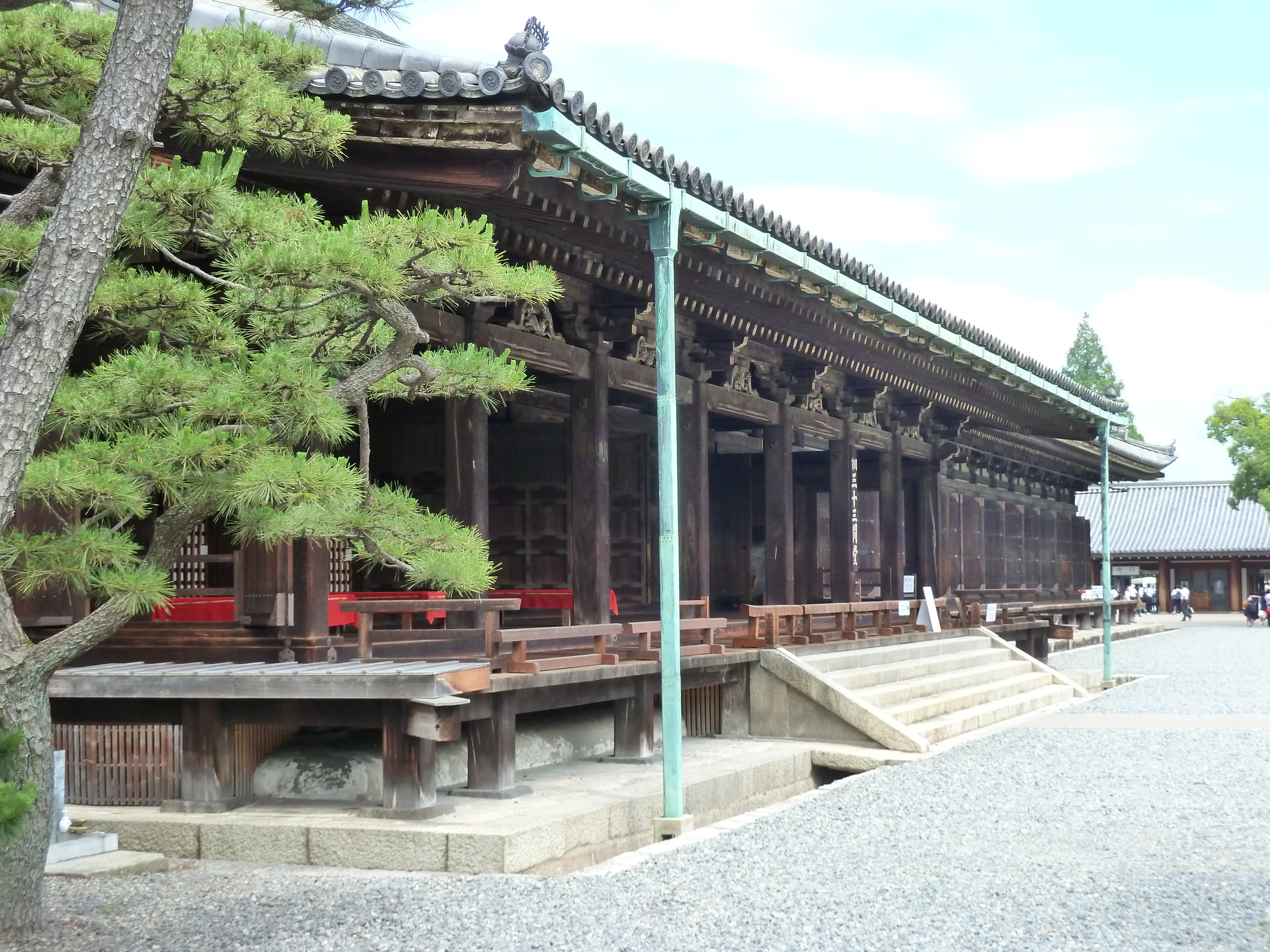 Picture Japan Kyoto Sanjusangendo temple 2010-06 32 - Discovery Sanjusangendo temple