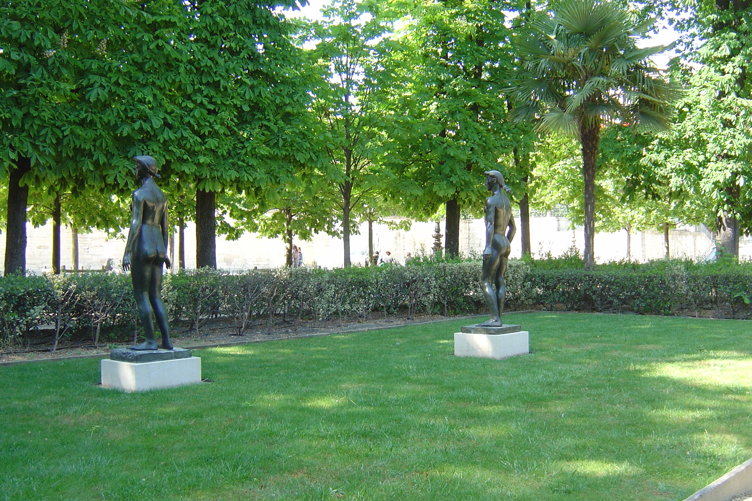 Picture France Paris Garden of Tuileries 2007-05 3 - History Garden of Tuileries