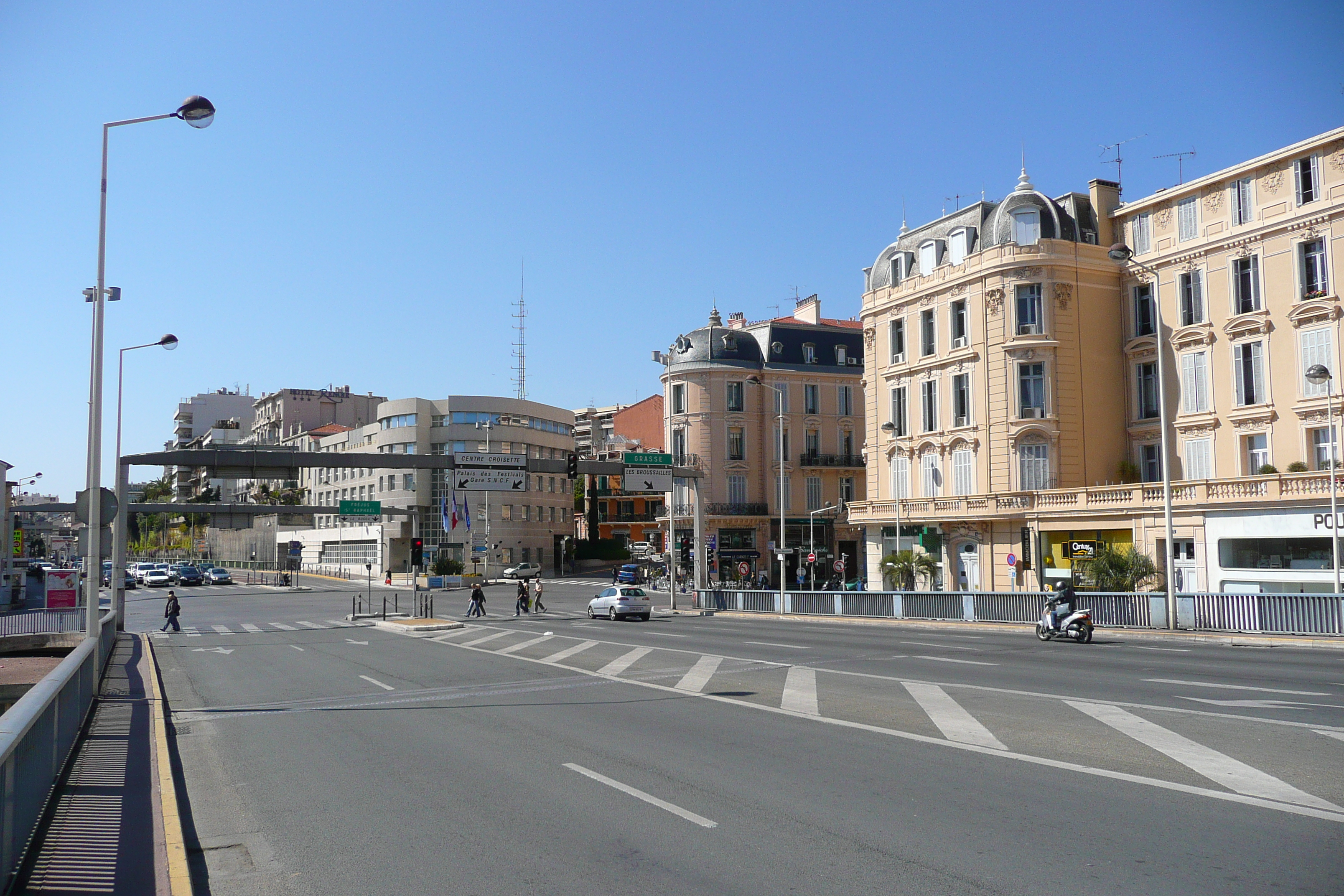 Picture France Cannes Boulevard du Ferrage 2008-03 21 - Tours Boulevard du Ferrage