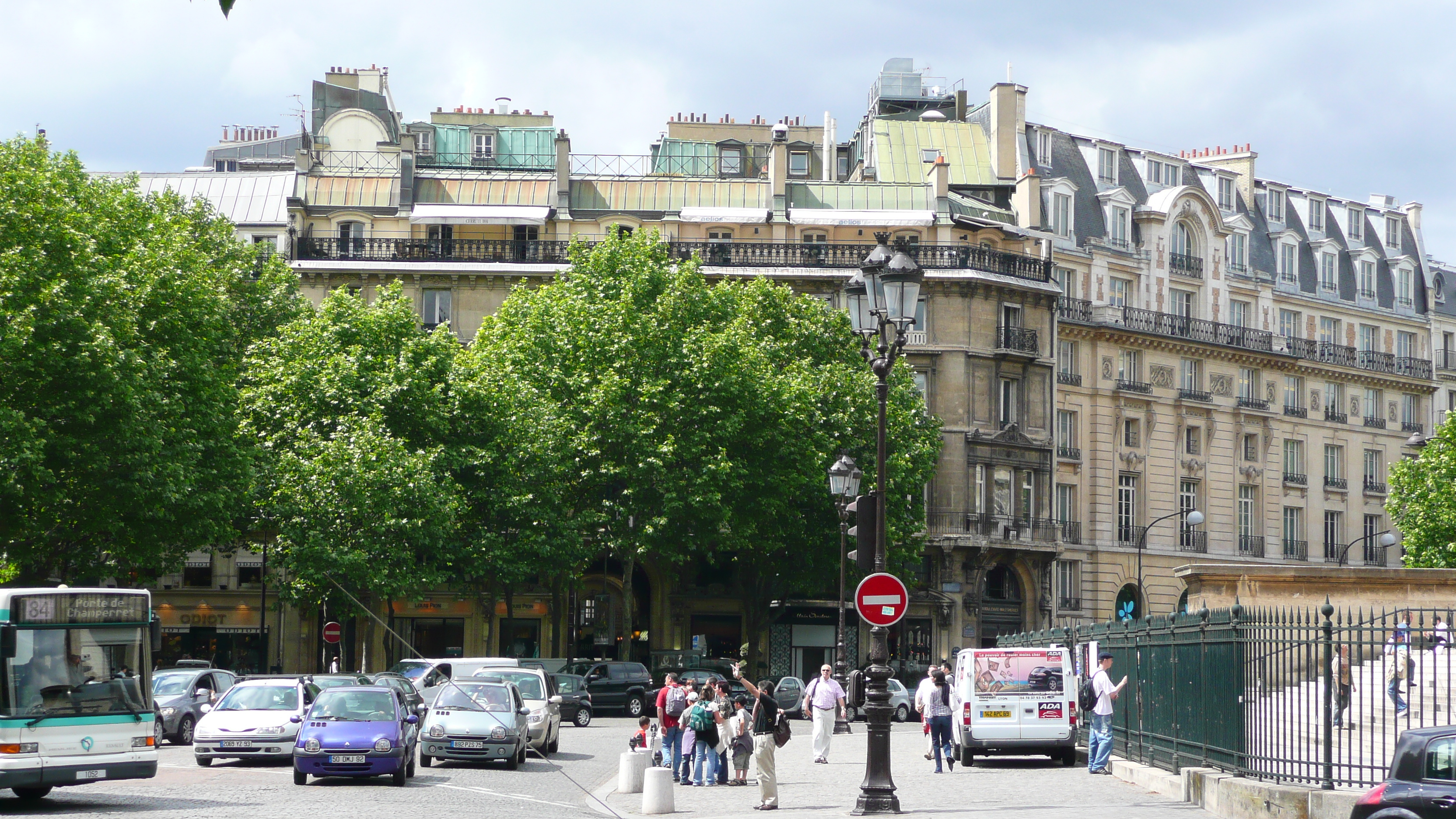 Picture France Paris La Madeleine 2007-05 31 - Tour La Madeleine