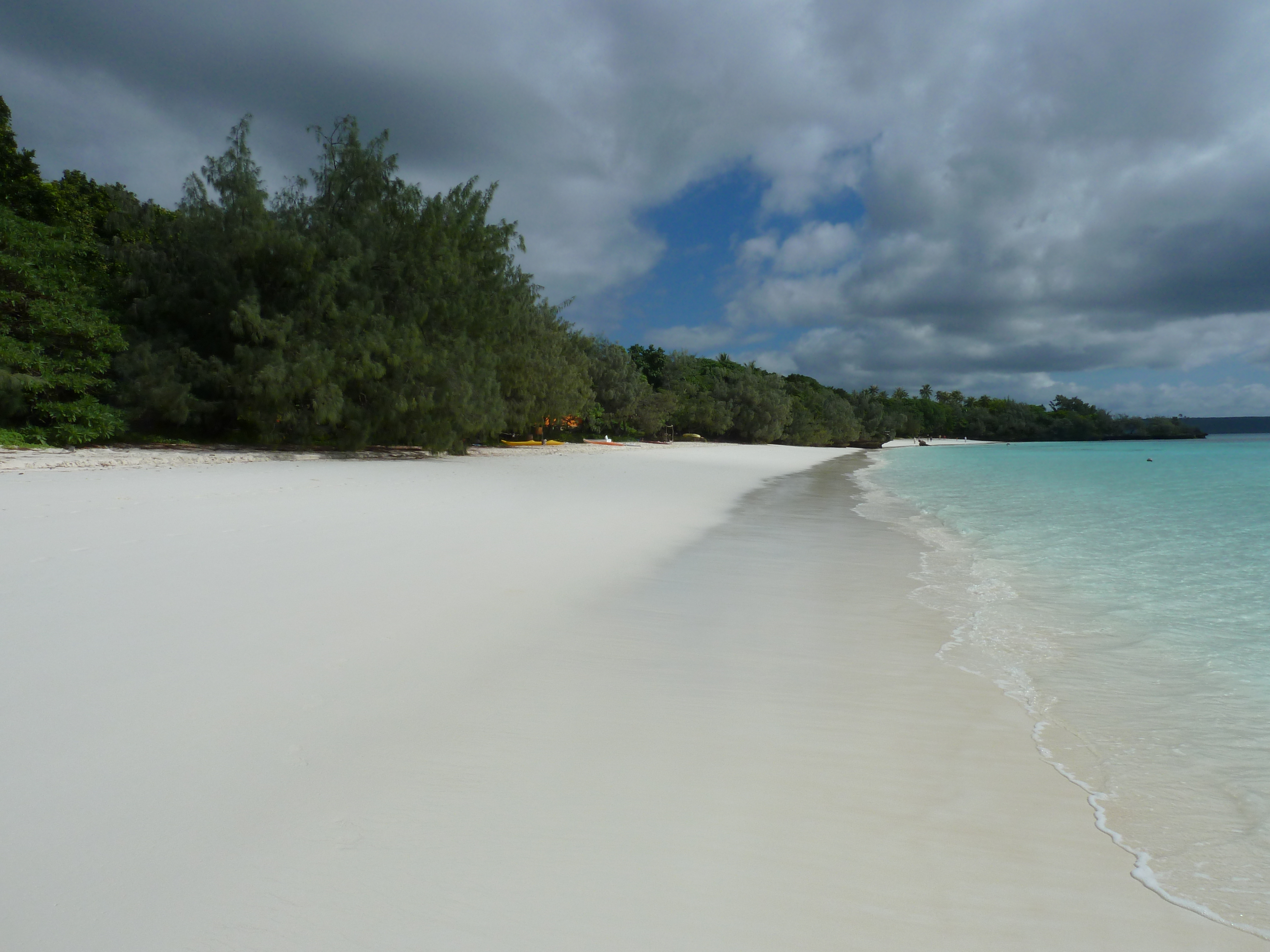 Picture New Caledonia Lifou Luengoni Beach 2010-05 12 - Tour Luengoni Beach