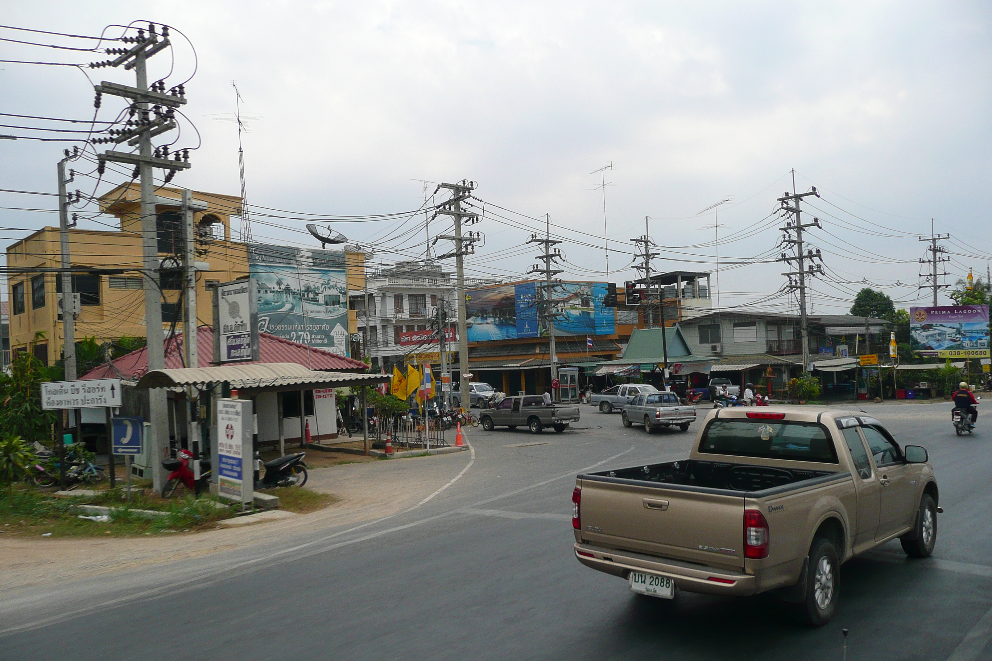 Picture Thailand Chonburi Sukhumvit road 2008-01 79 - Journey Sukhumvit road