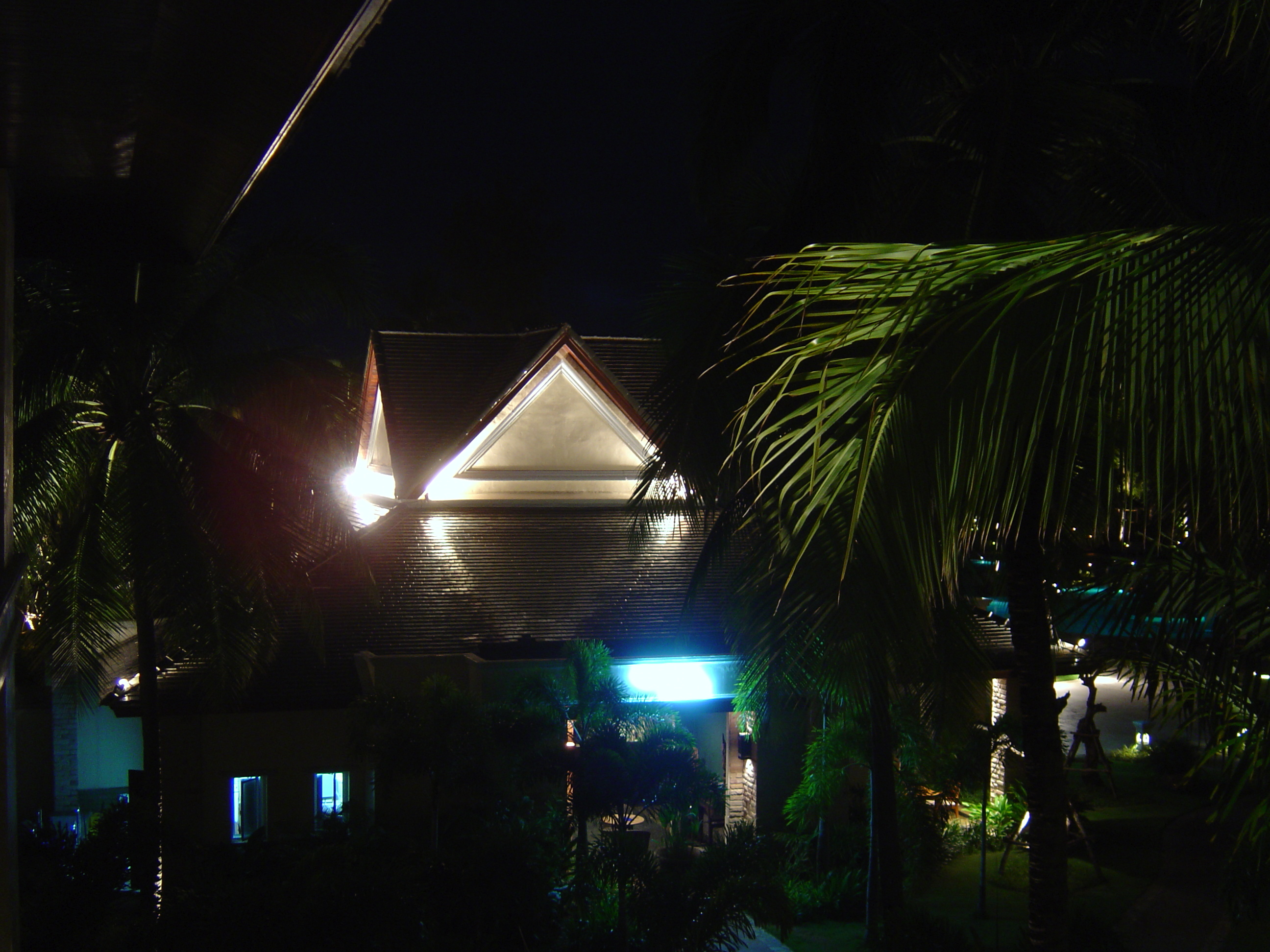 Picture Thailand Khao Lak Meridien Khao Lak Hotel By Night 2005-12 16 - Around By Night