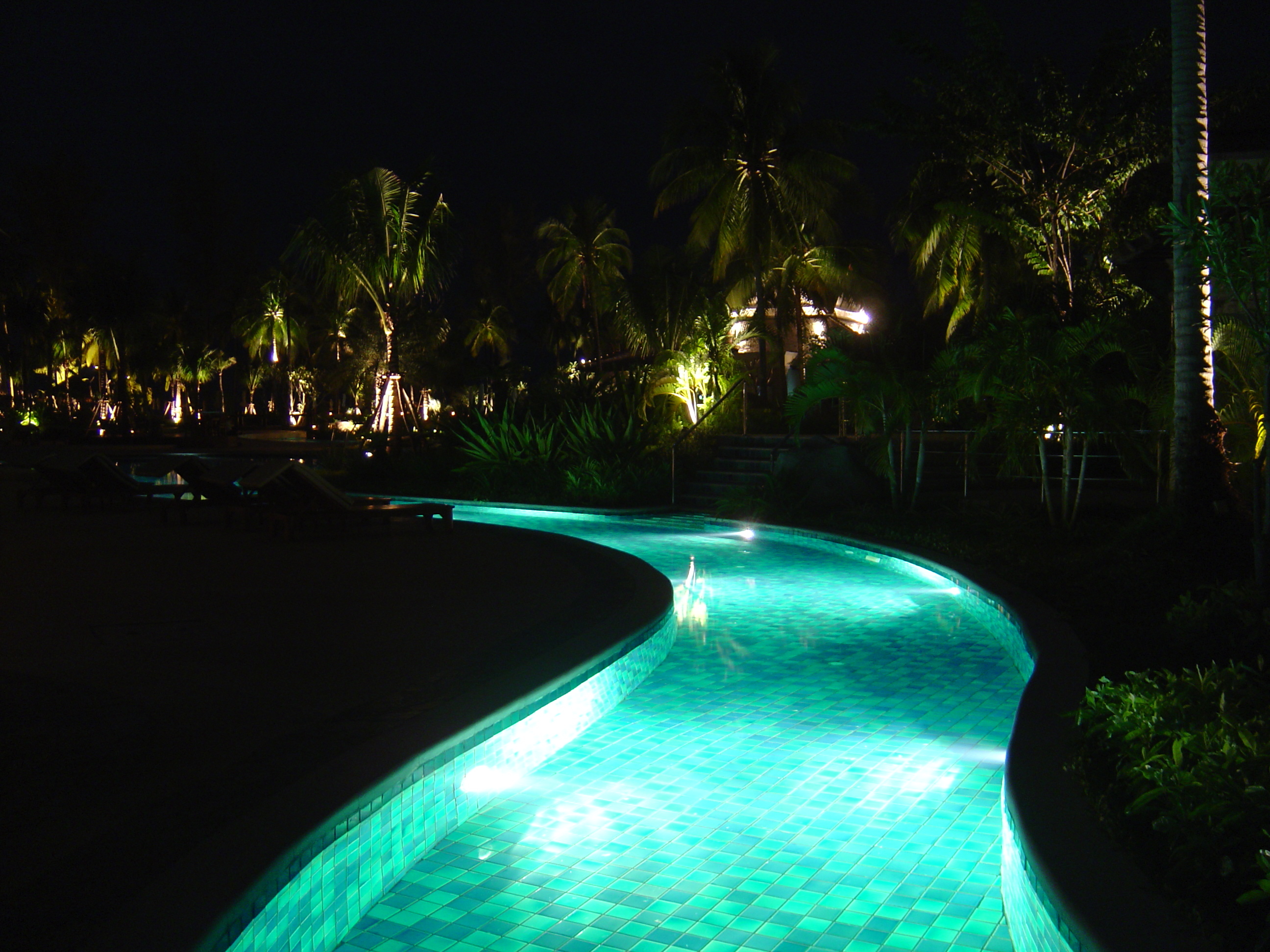 Picture Thailand Khao Lak Meridien Khao Lak Hotel By Night 2005-12 10 - Center By Night