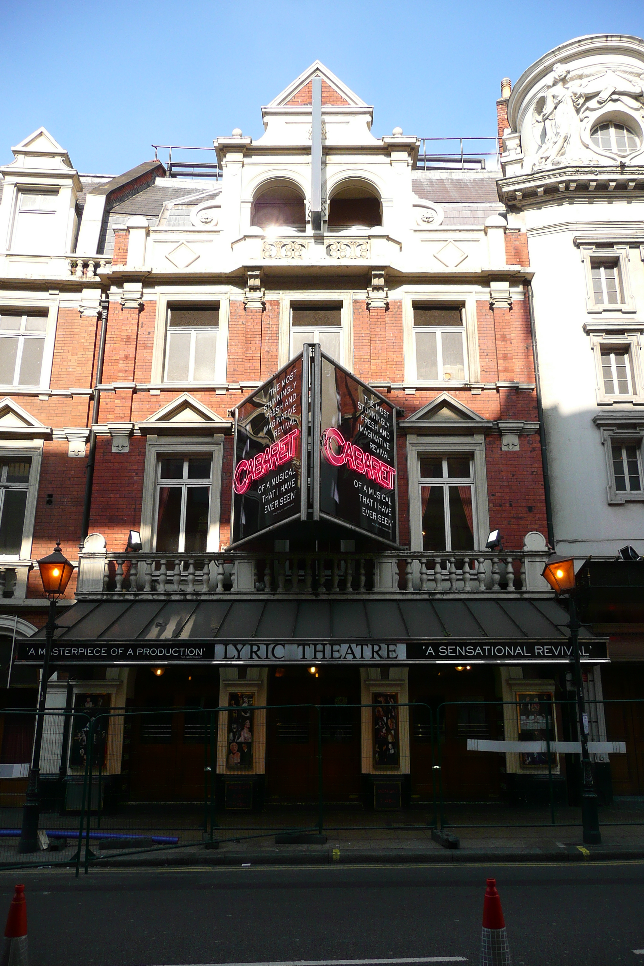 Picture United Kingdom London Shaftesbury Avenue 2007-09 64 - Tour Shaftesbury Avenue