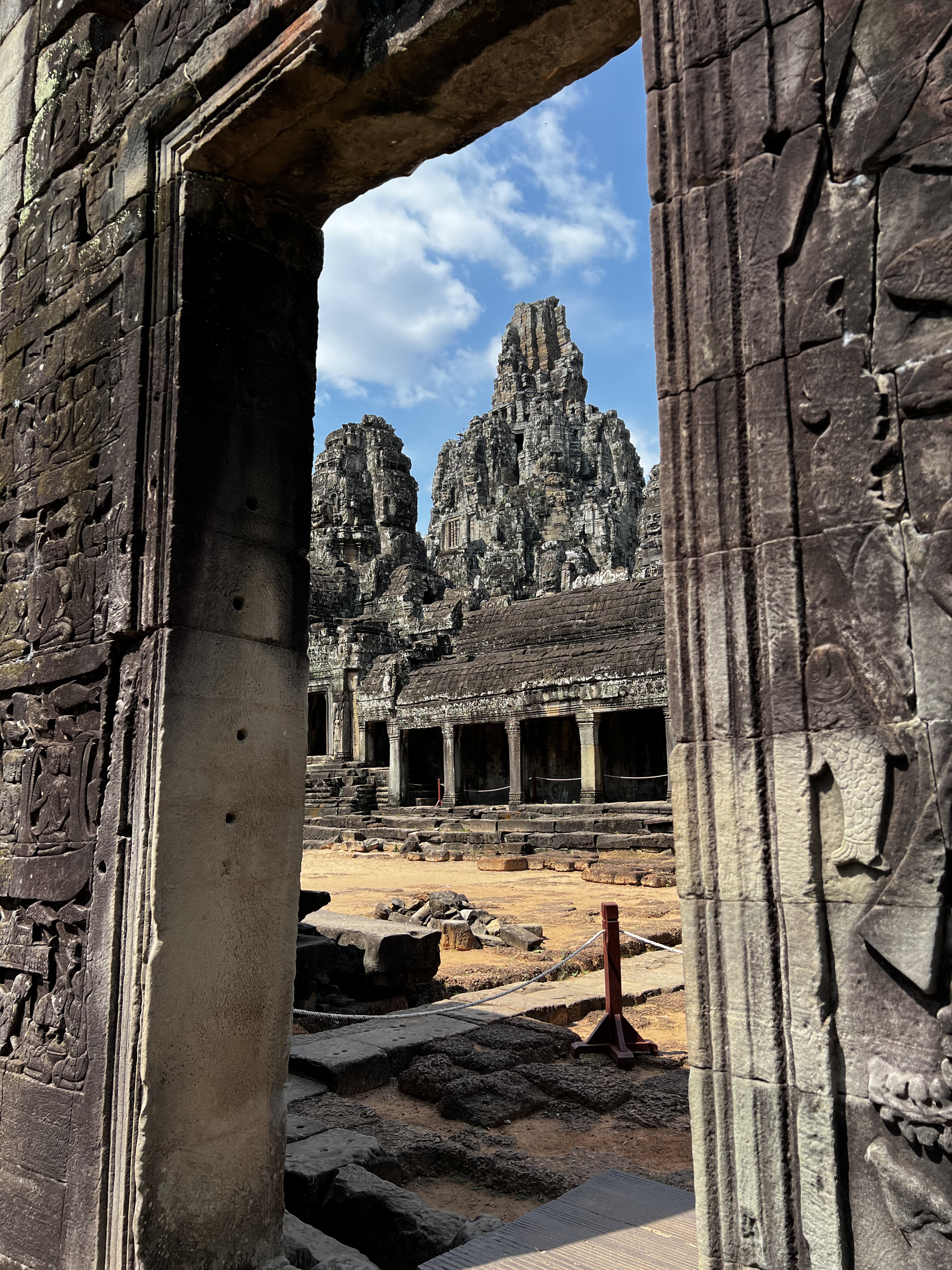 Picture Cambodia Siem Reap Bayon 2023-01 29 - Tours Bayon