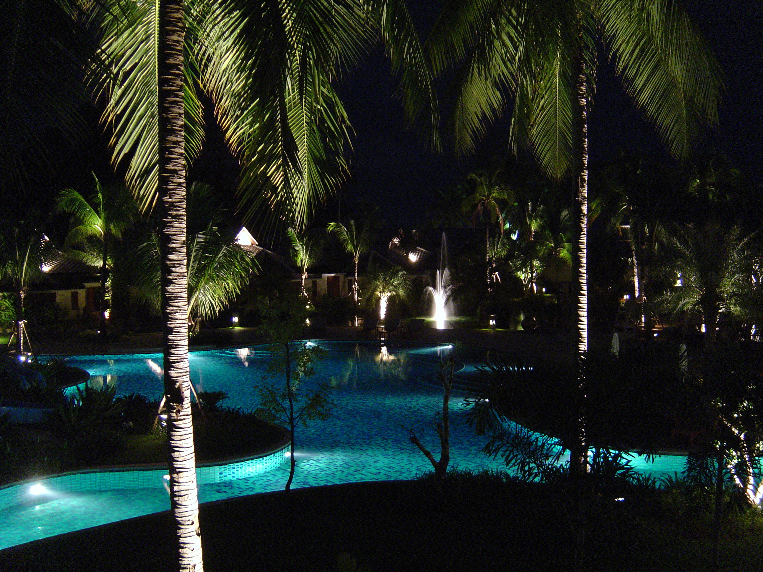 Picture Thailand Khao Lak Meridien Khao Lak Hotel By Night 2005-12 23 - History By Night