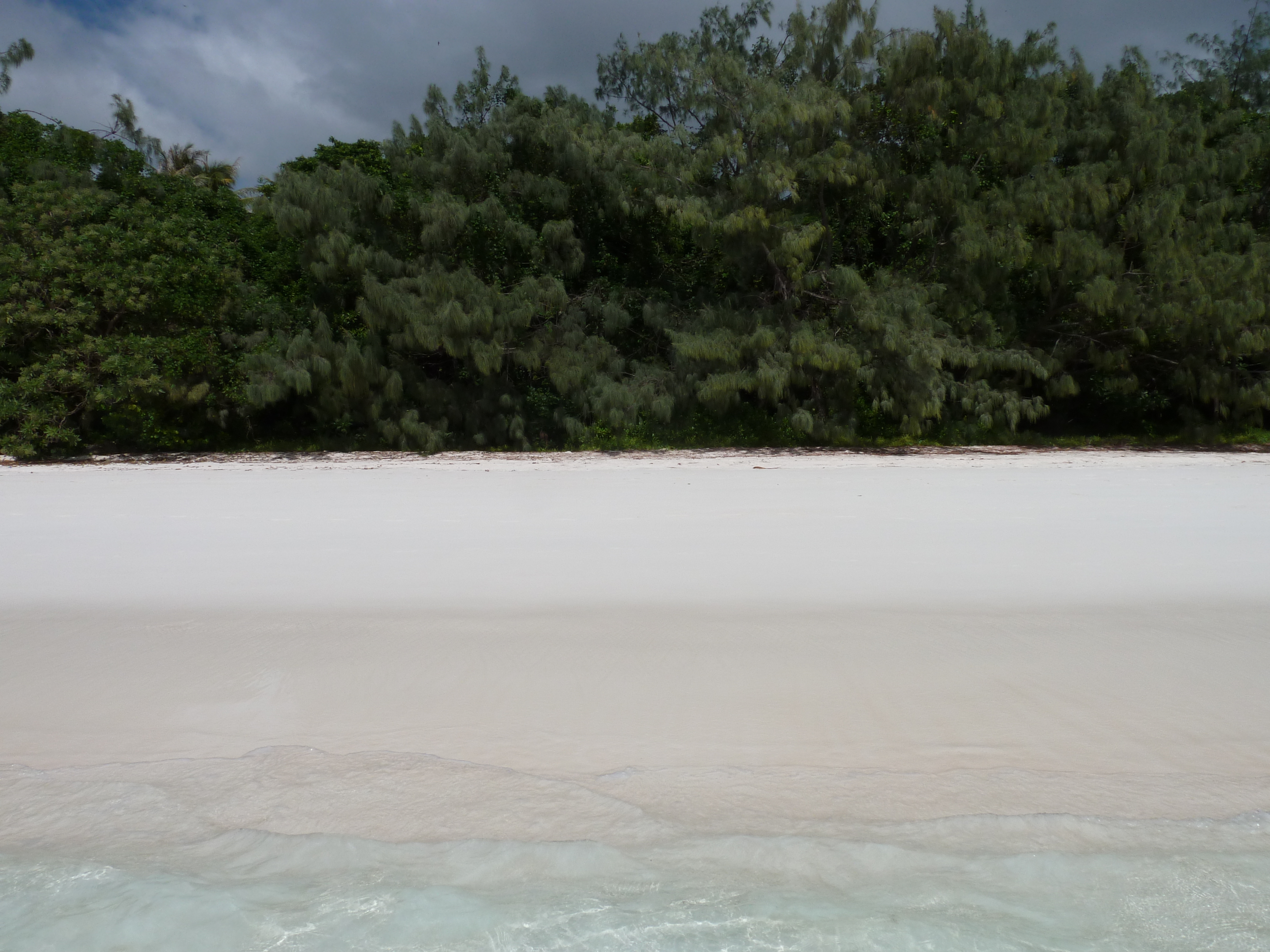 Picture New Caledonia Lifou Luengoni Beach 2010-05 26 - Journey Luengoni Beach